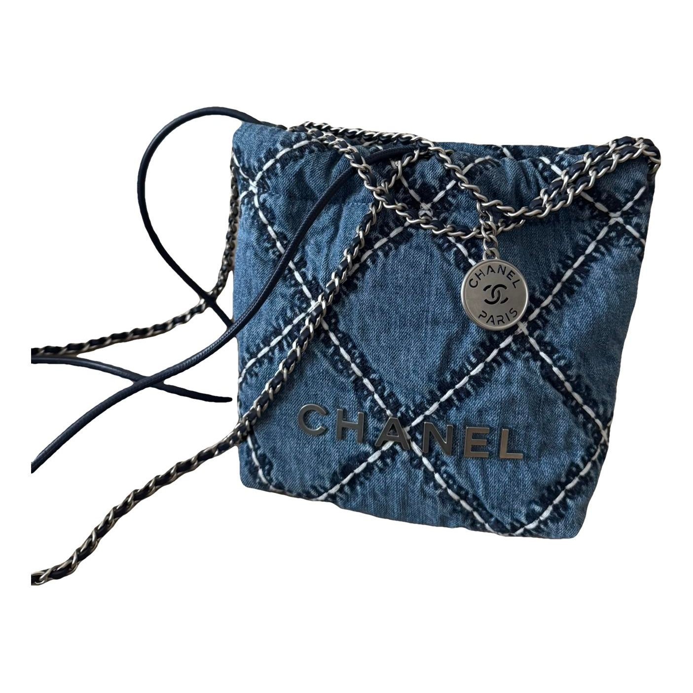 Chanel 22 crossbody bag