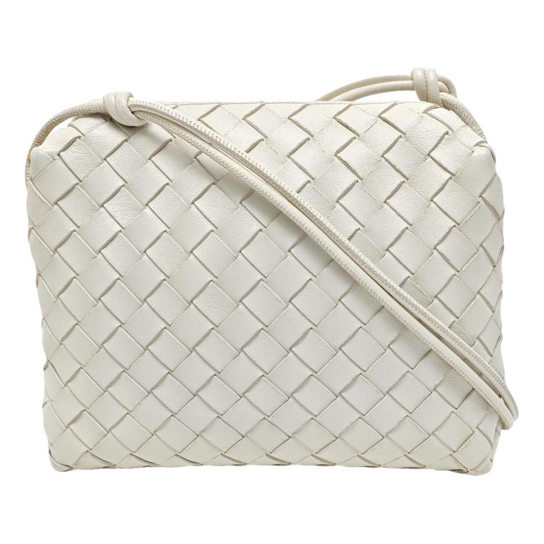 Loop leather handbag