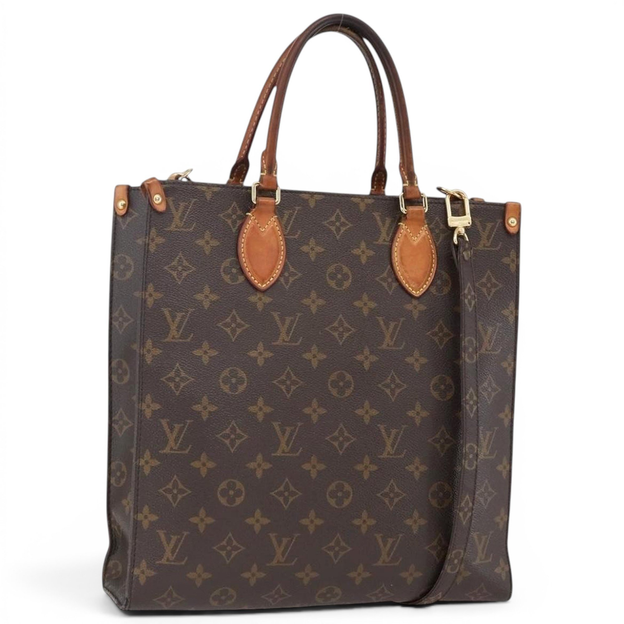 Plat leather handbag