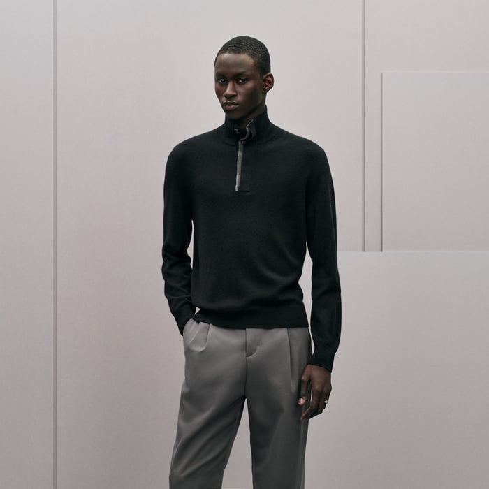 Noir "H Bartack" Mock Neck Collar Cashmere Sweater