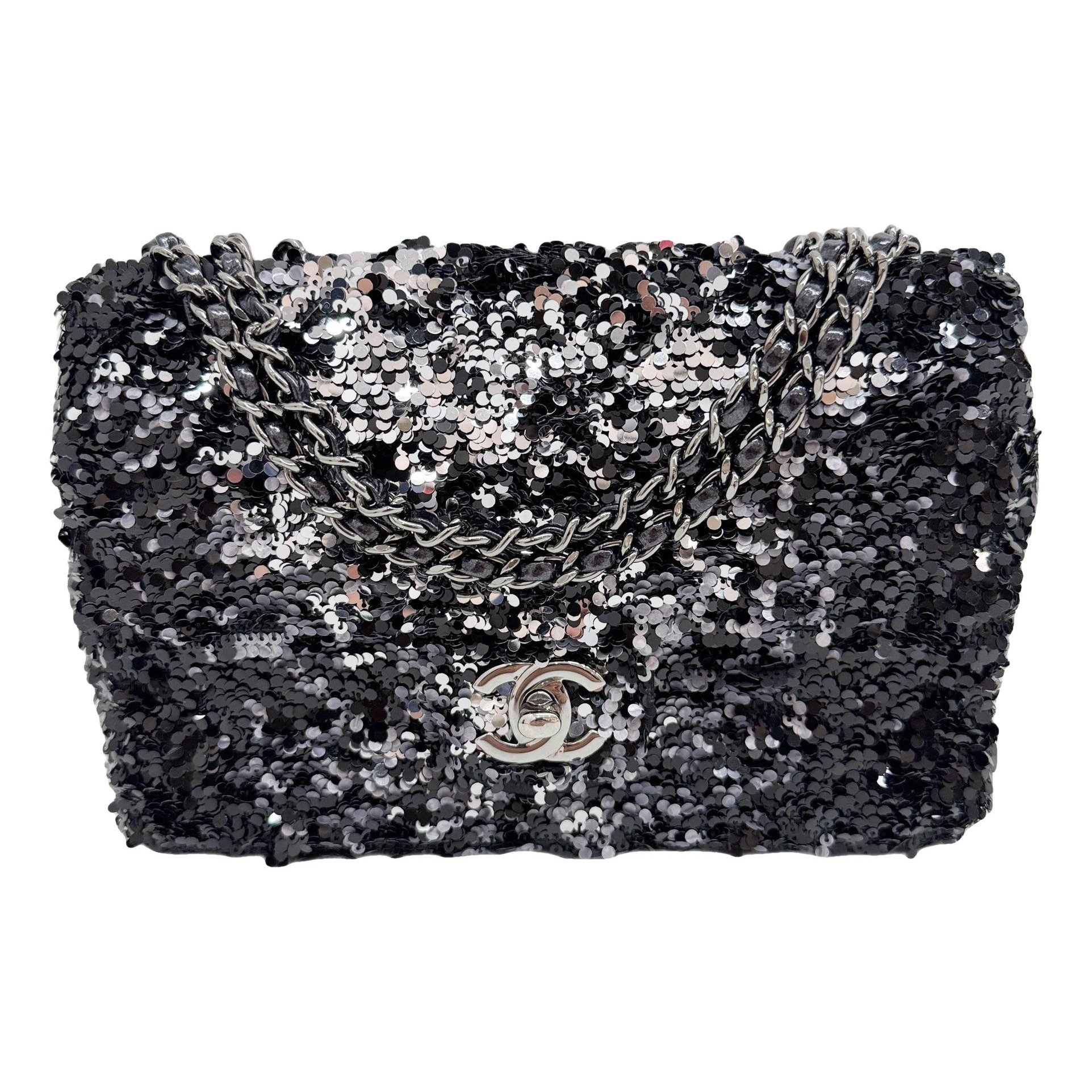 Timeless/Classique glitter mini bag