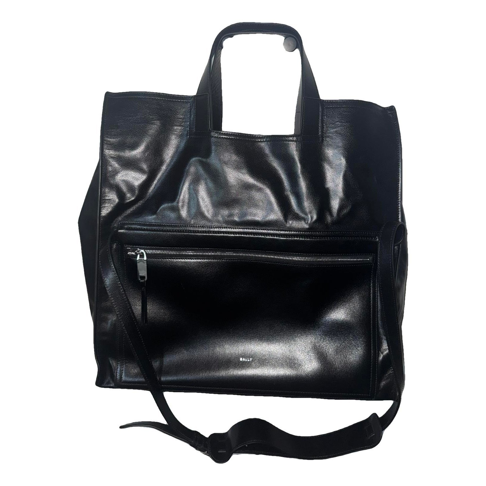 Leather tote