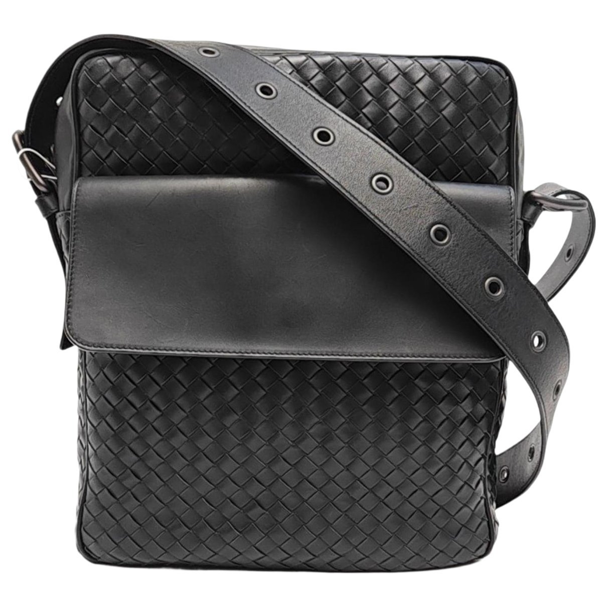 Leather crossbody bag