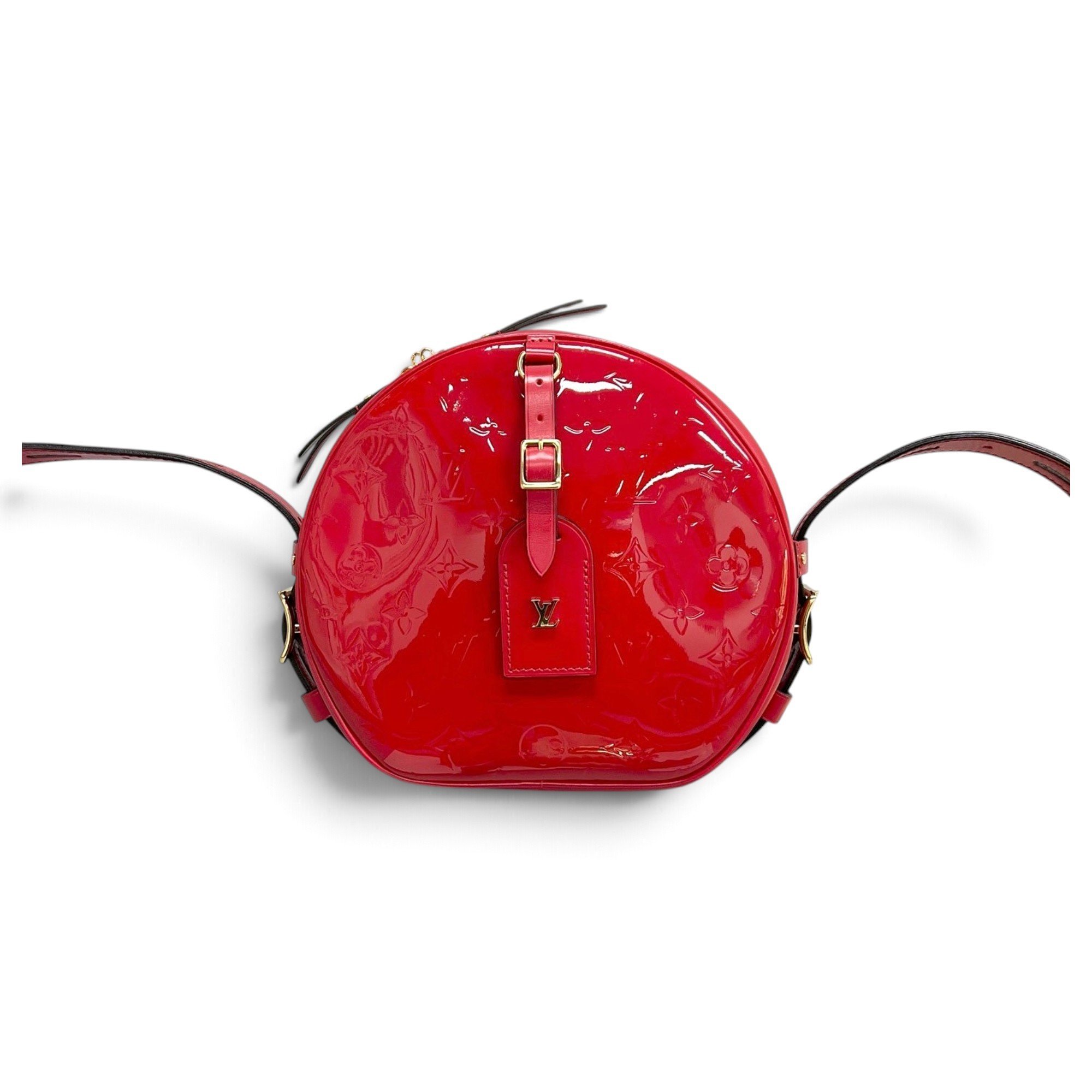 Boîte chapeau souple patent leather handbag
