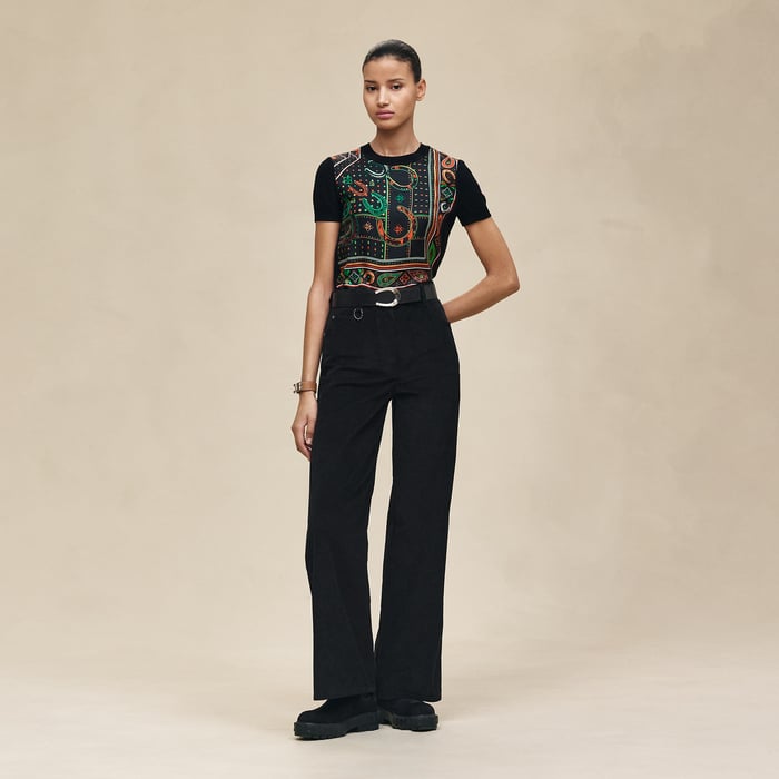 Noir "Porte-bonheur Bandana" Short-sleeve Sweater