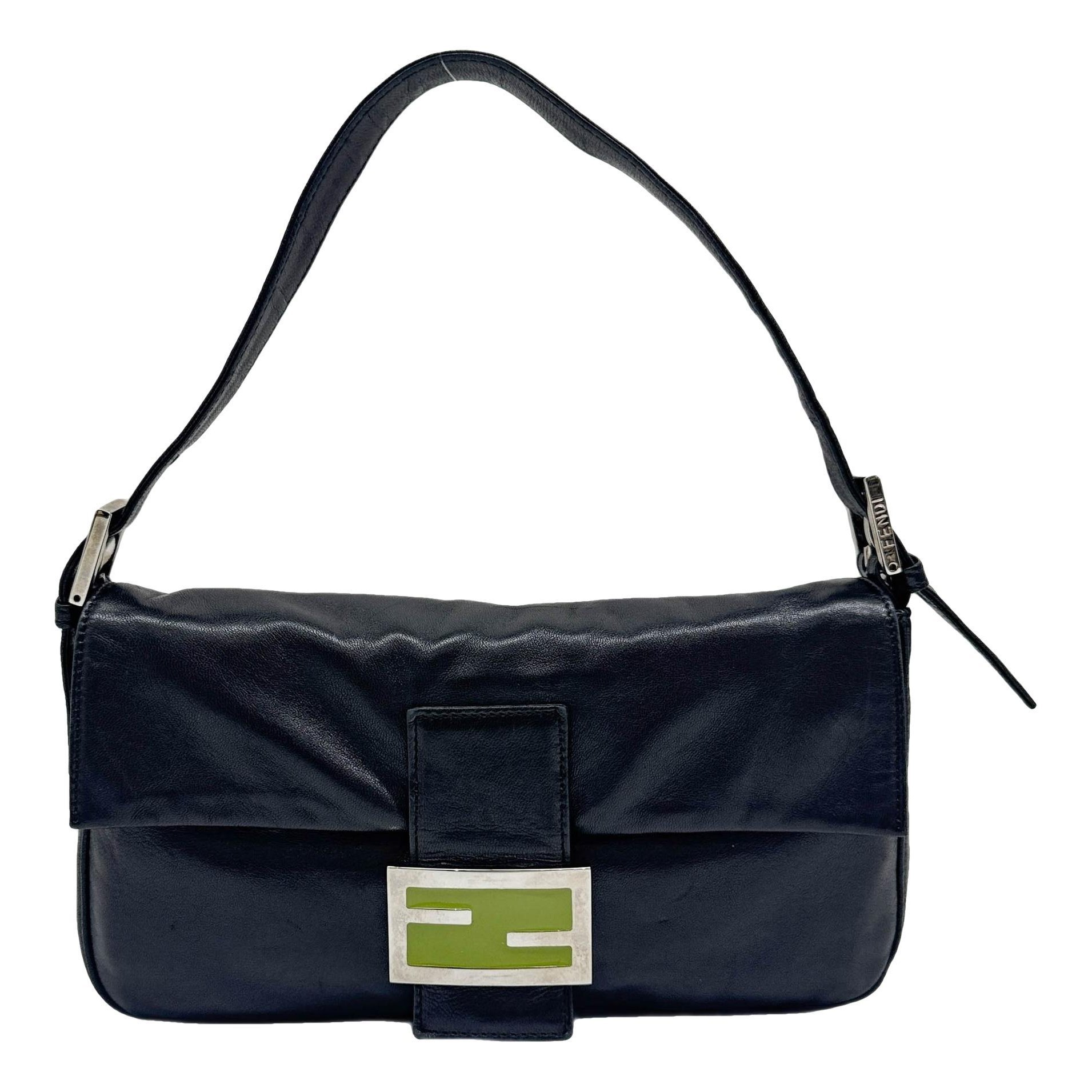 Baguette leather handbag