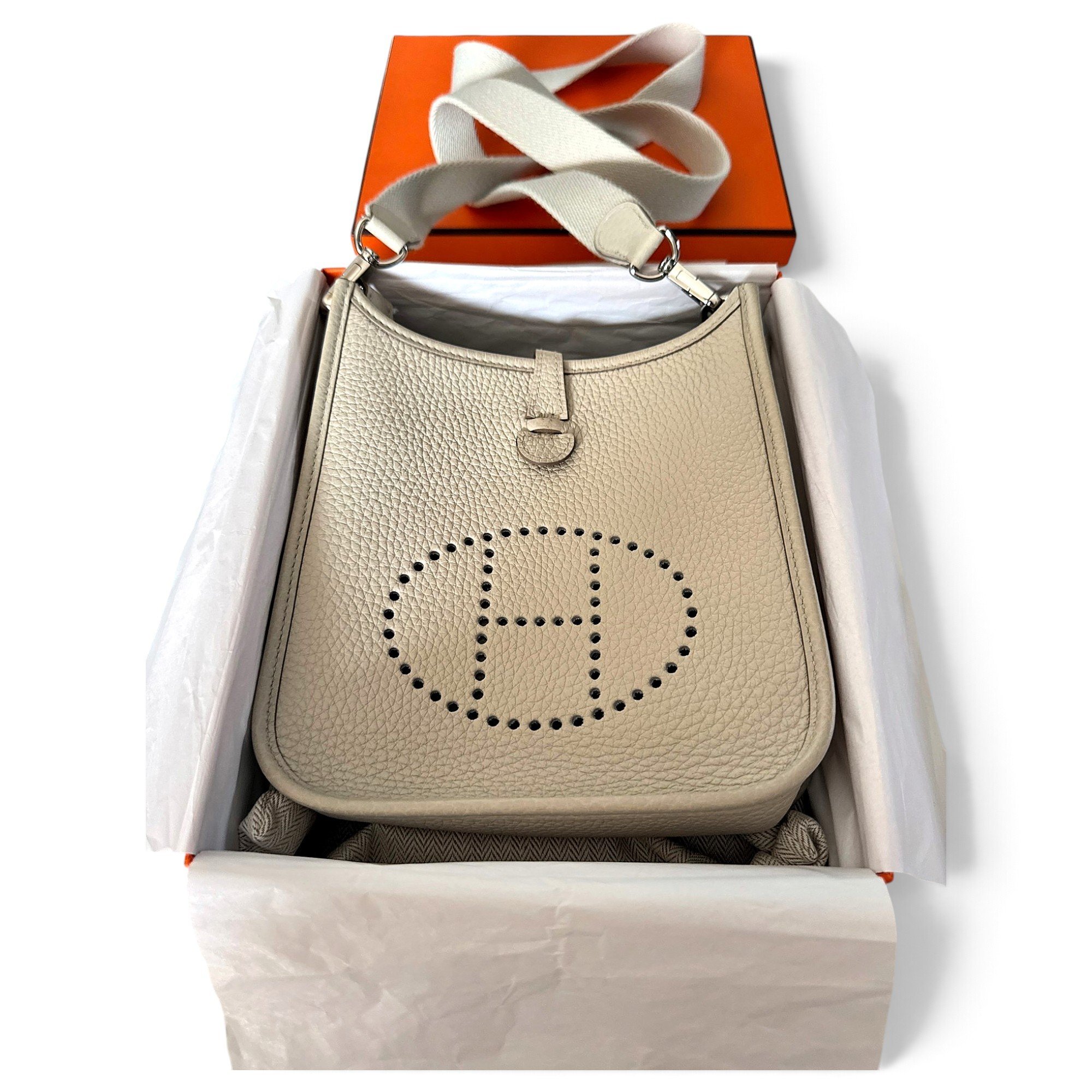 Evelyne Sellier leather crossbody bag