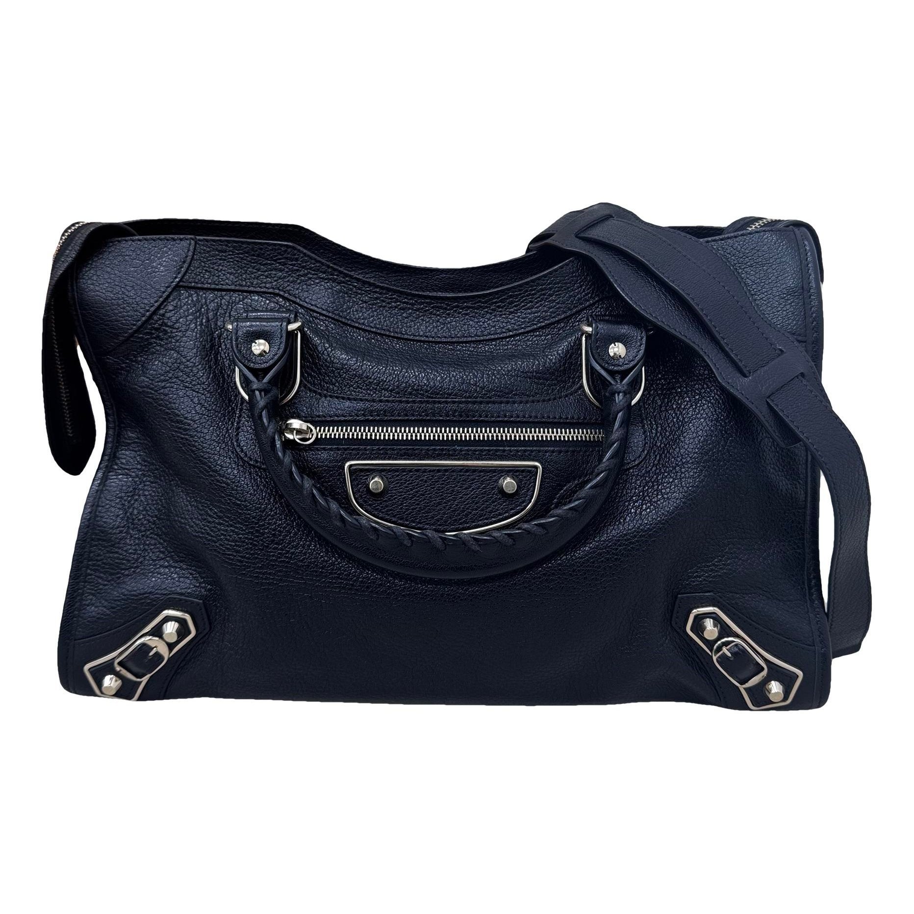 City leather handbag