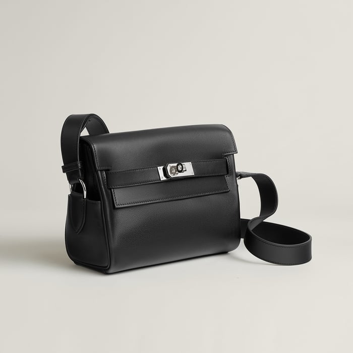 Noir Kelly Messenger Bag