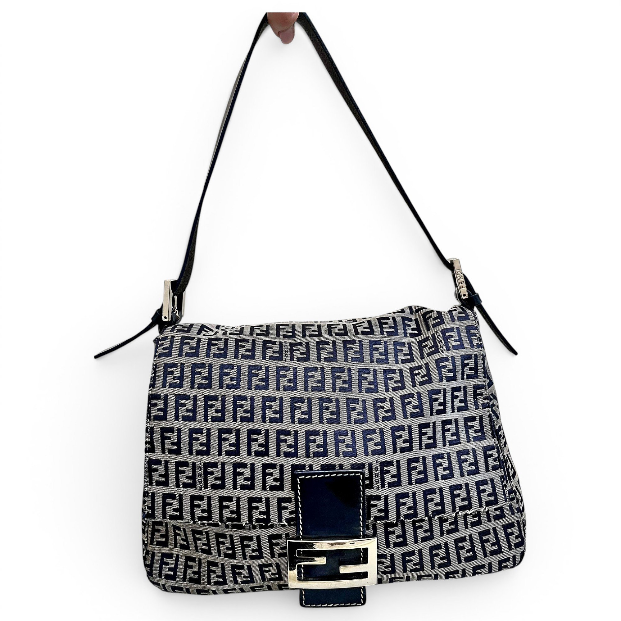 Mamma Baguette cloth handbag