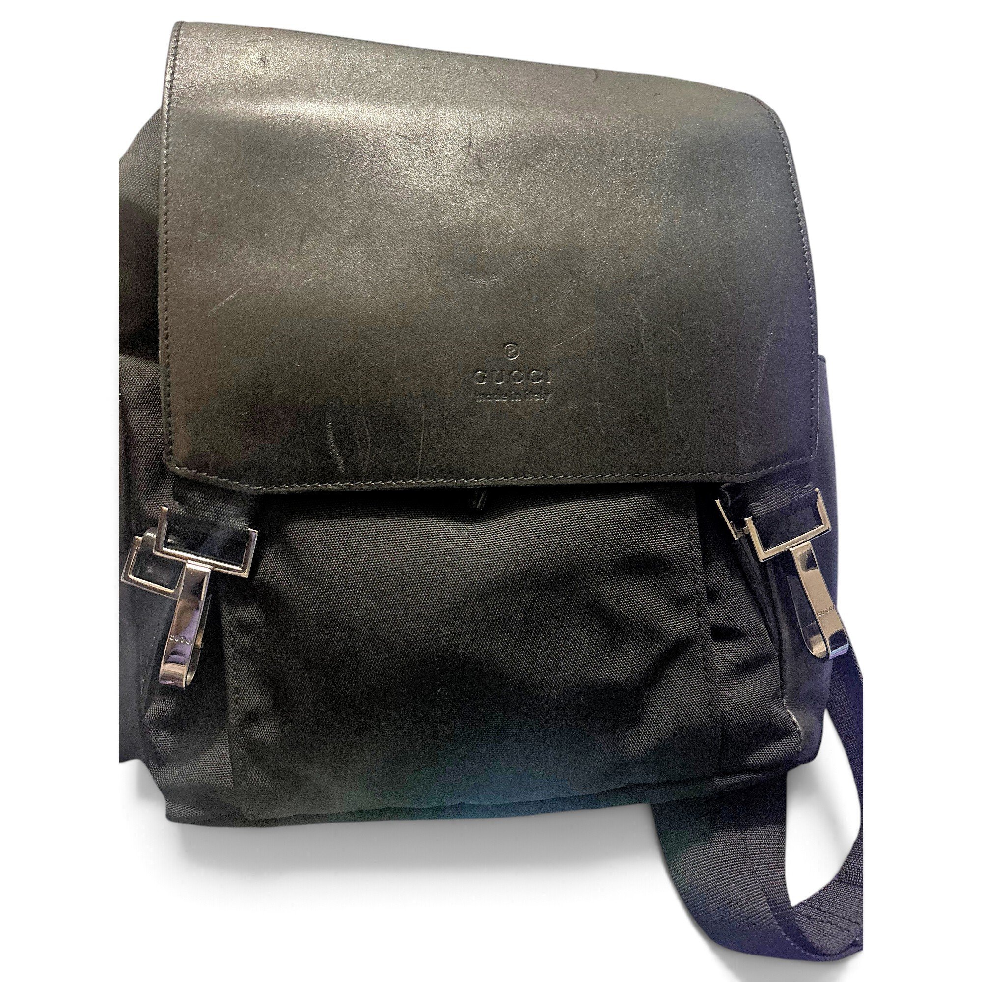 Leather bag