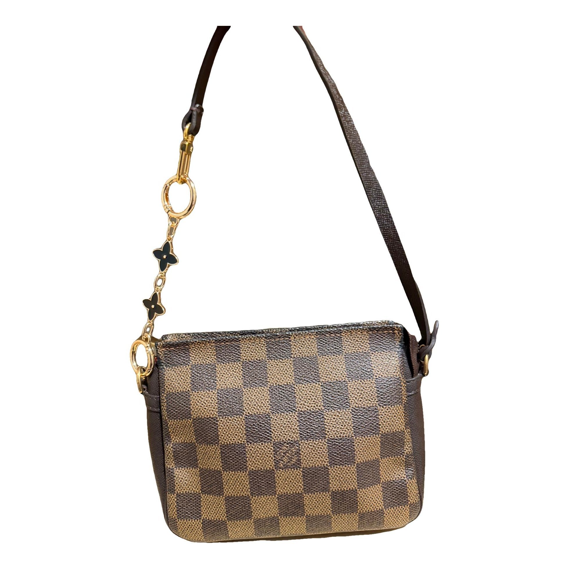 Pochette Accessoire leather handbag