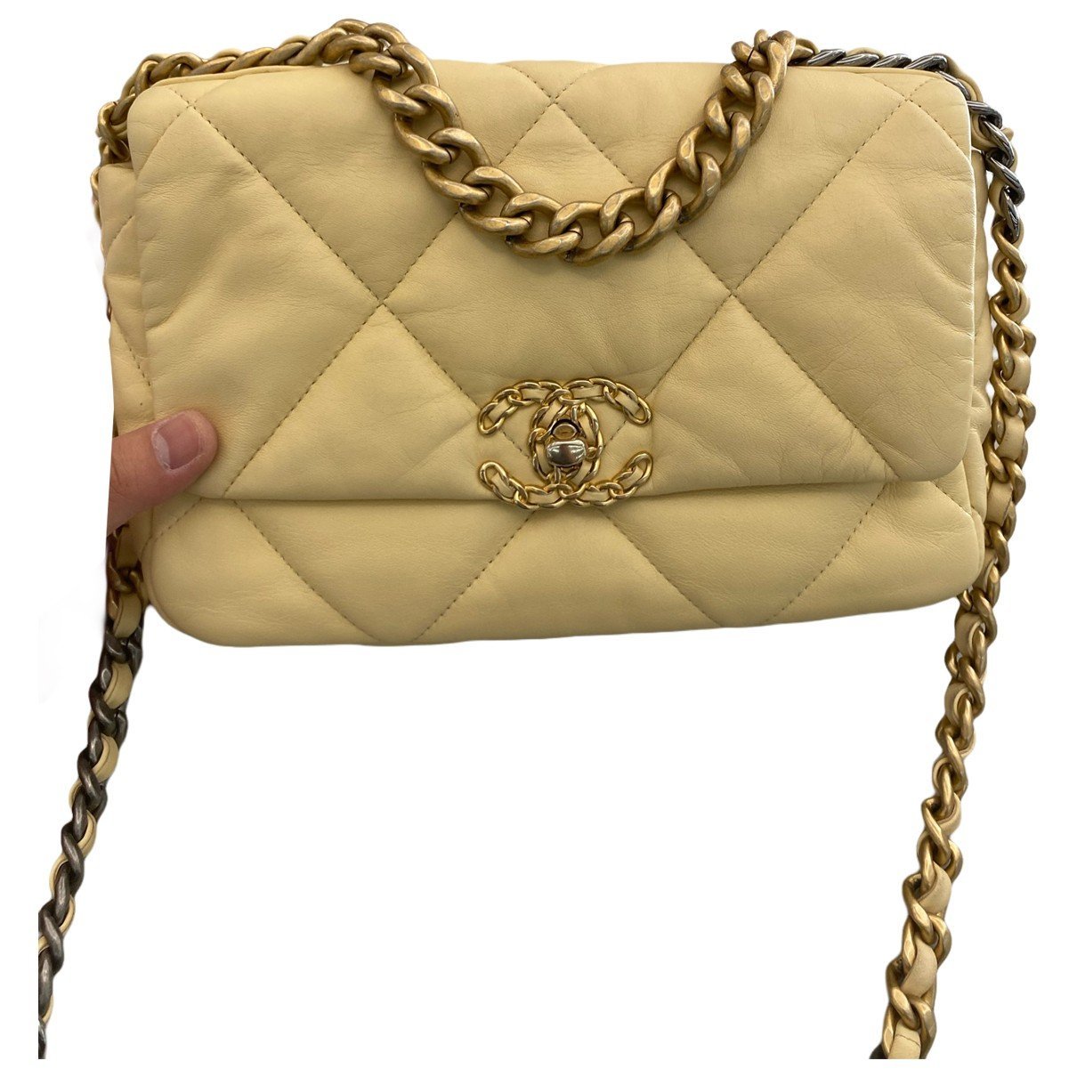 Chanel 19 leather handbag