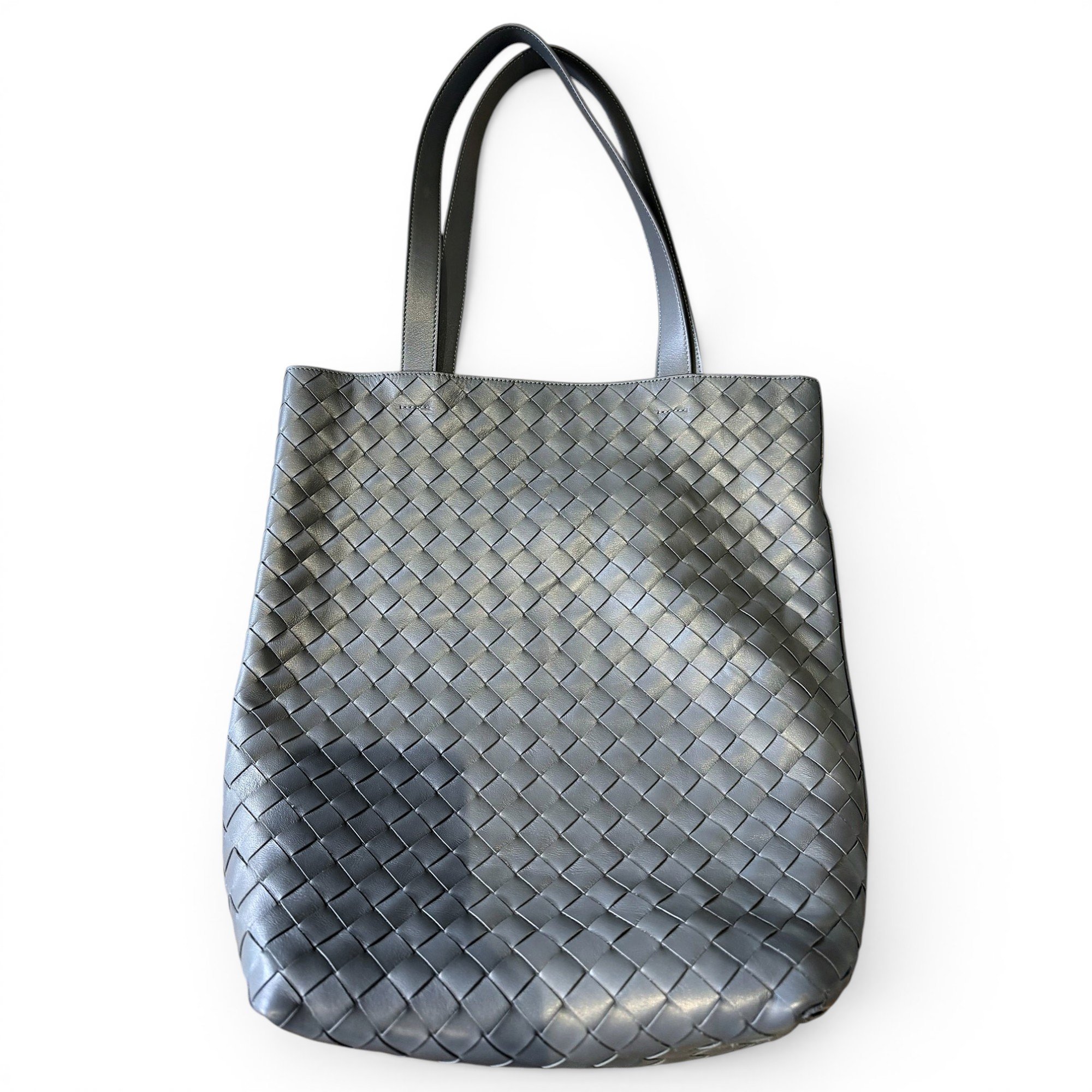Leather tote