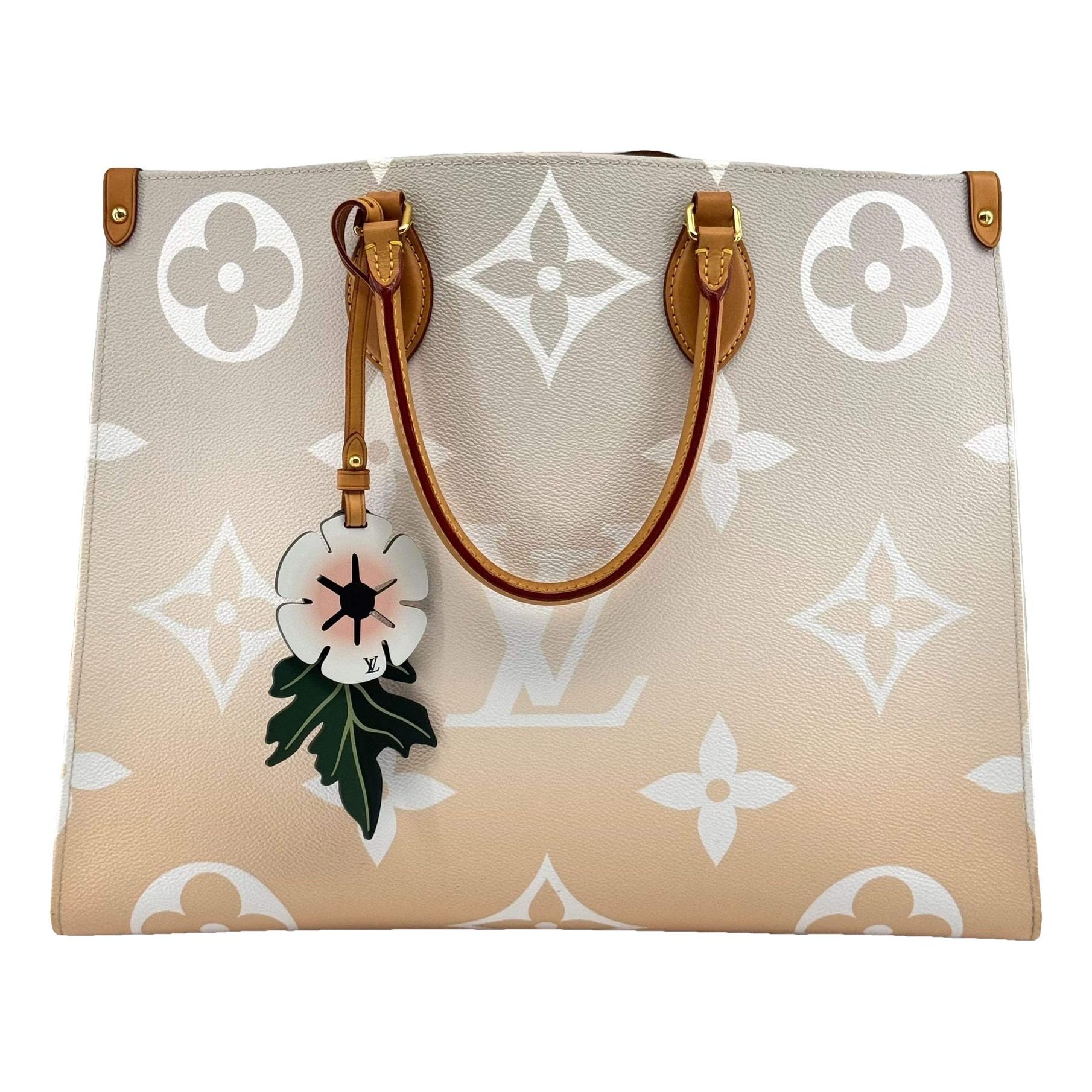 Onthego leather tote