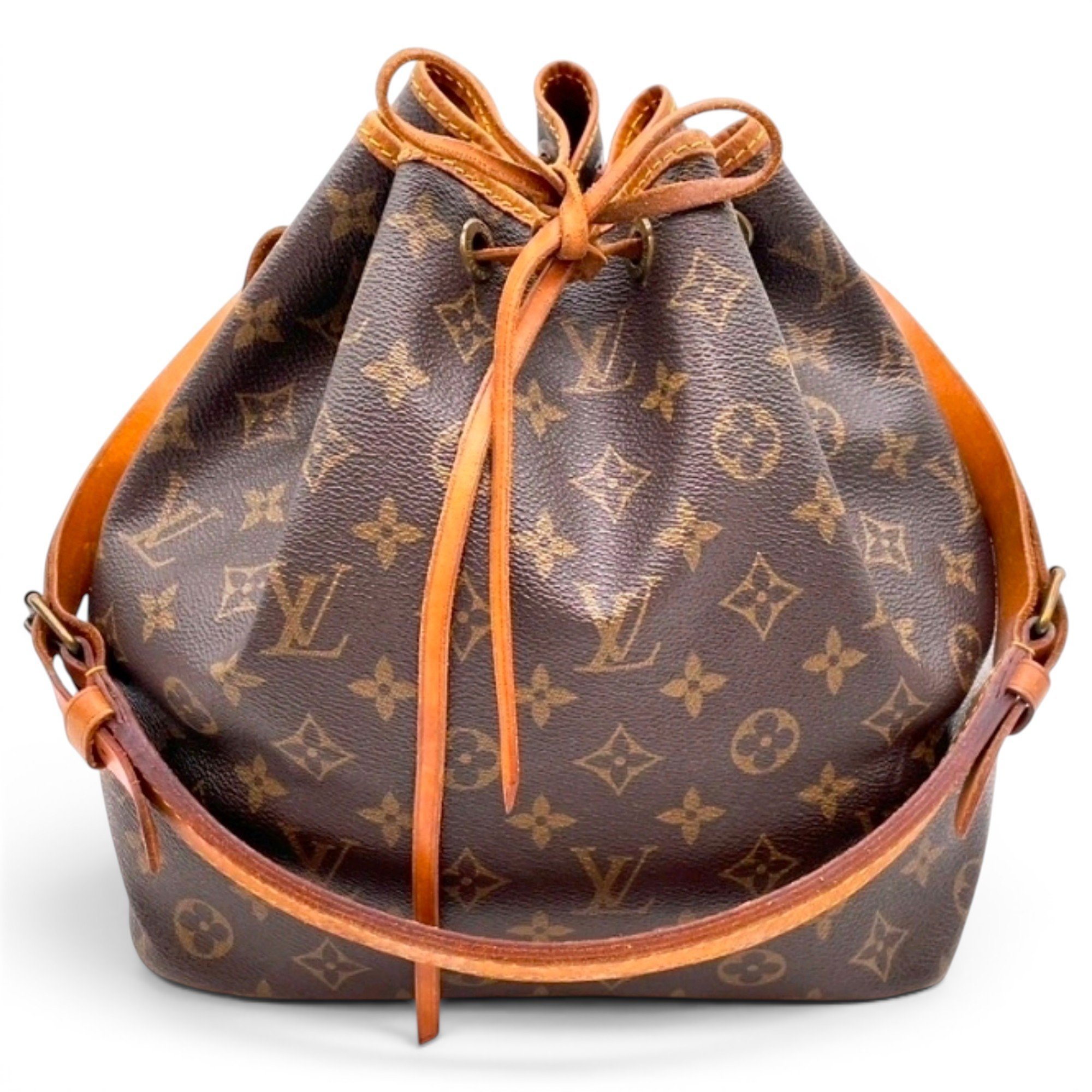 Noé leather handbag