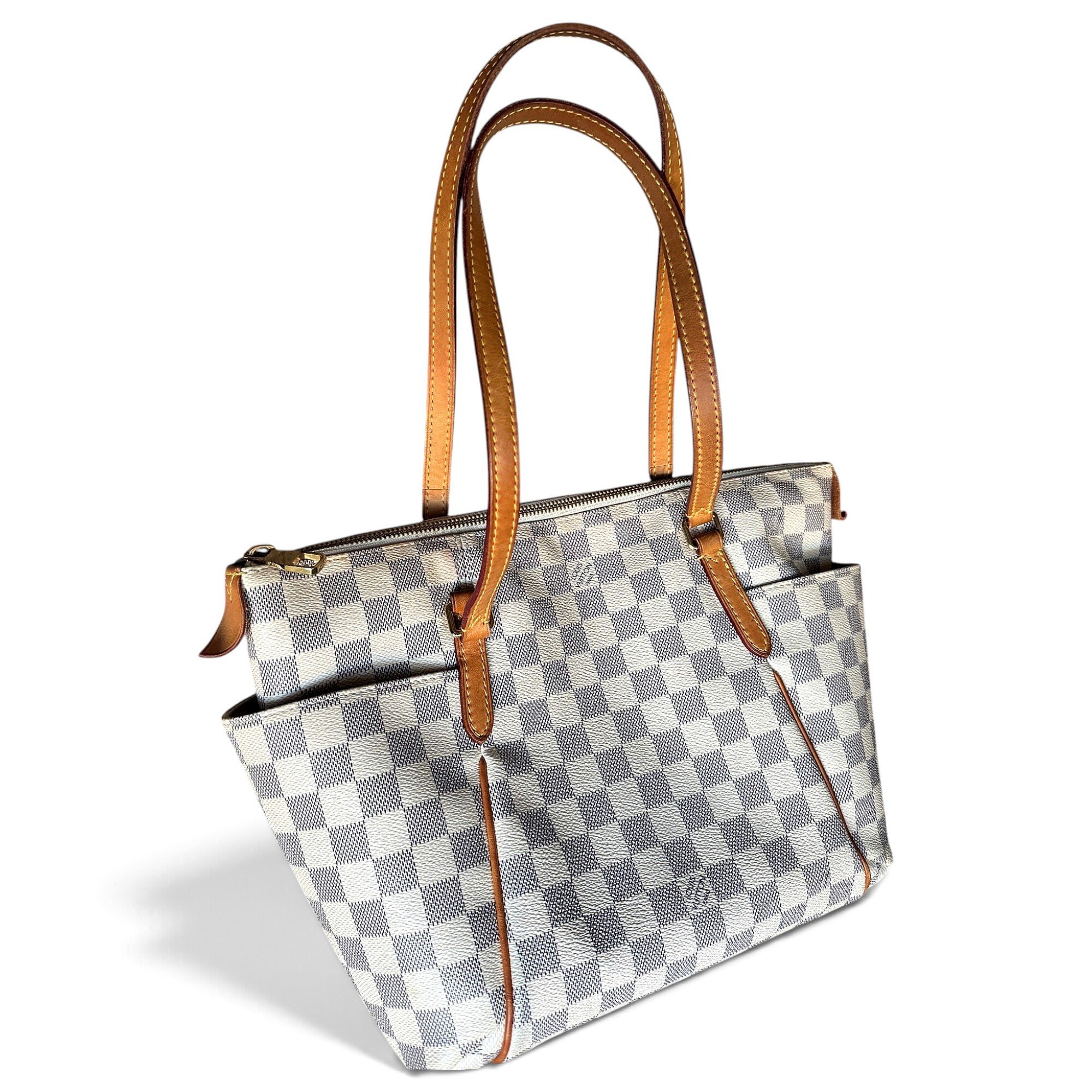 Totally tote