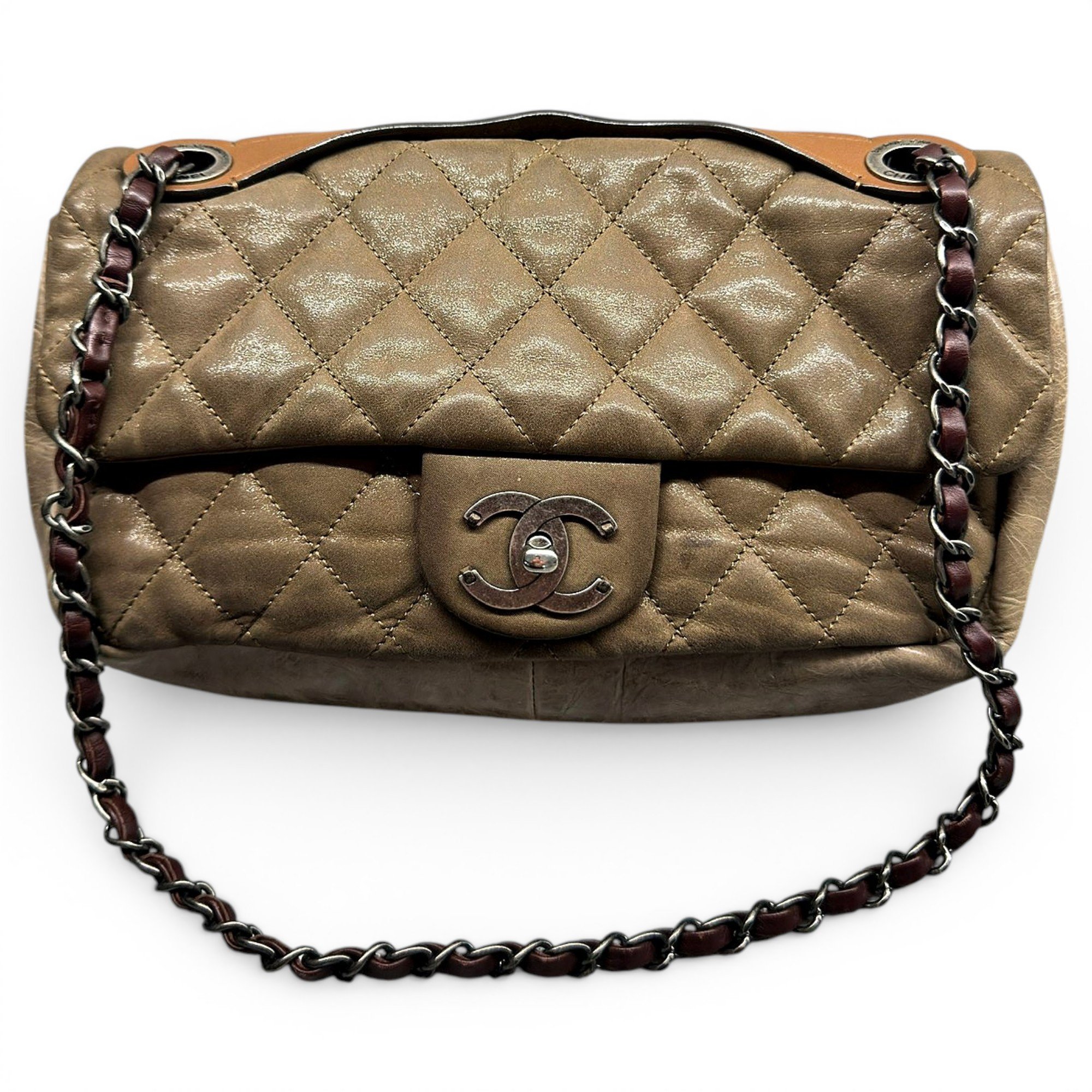 Timeless/Classique leather crossbody bag