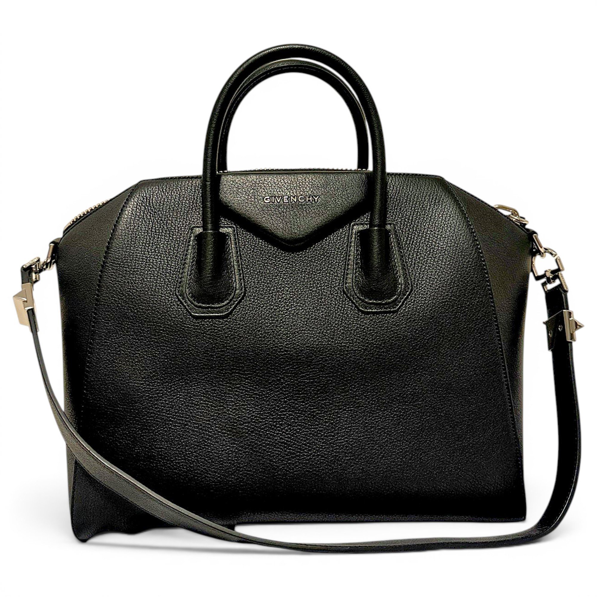 Antigona leather handbag