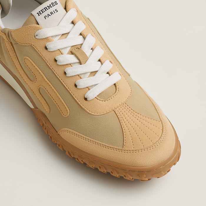 Jet Sneaker