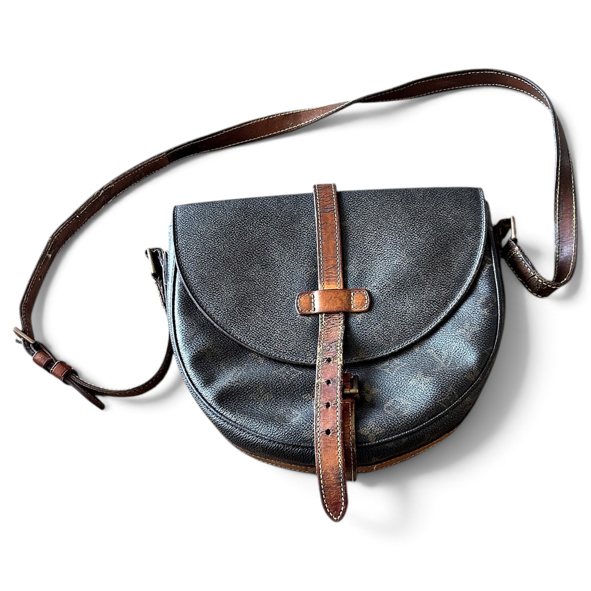Chantilly leather crossbody bag