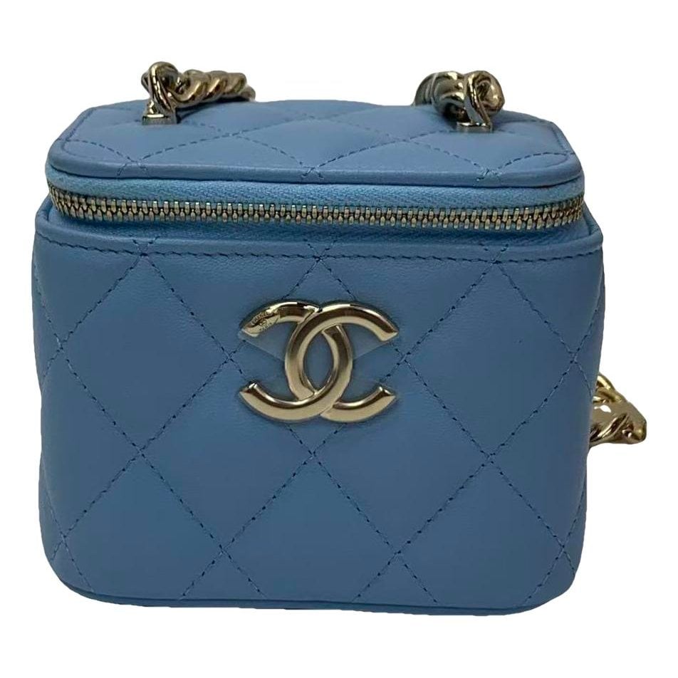 Trendy CC Vanity leather handbag