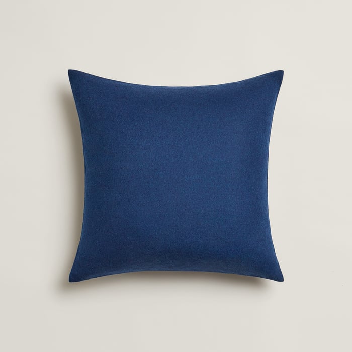 Marine En Equilibre Pillow