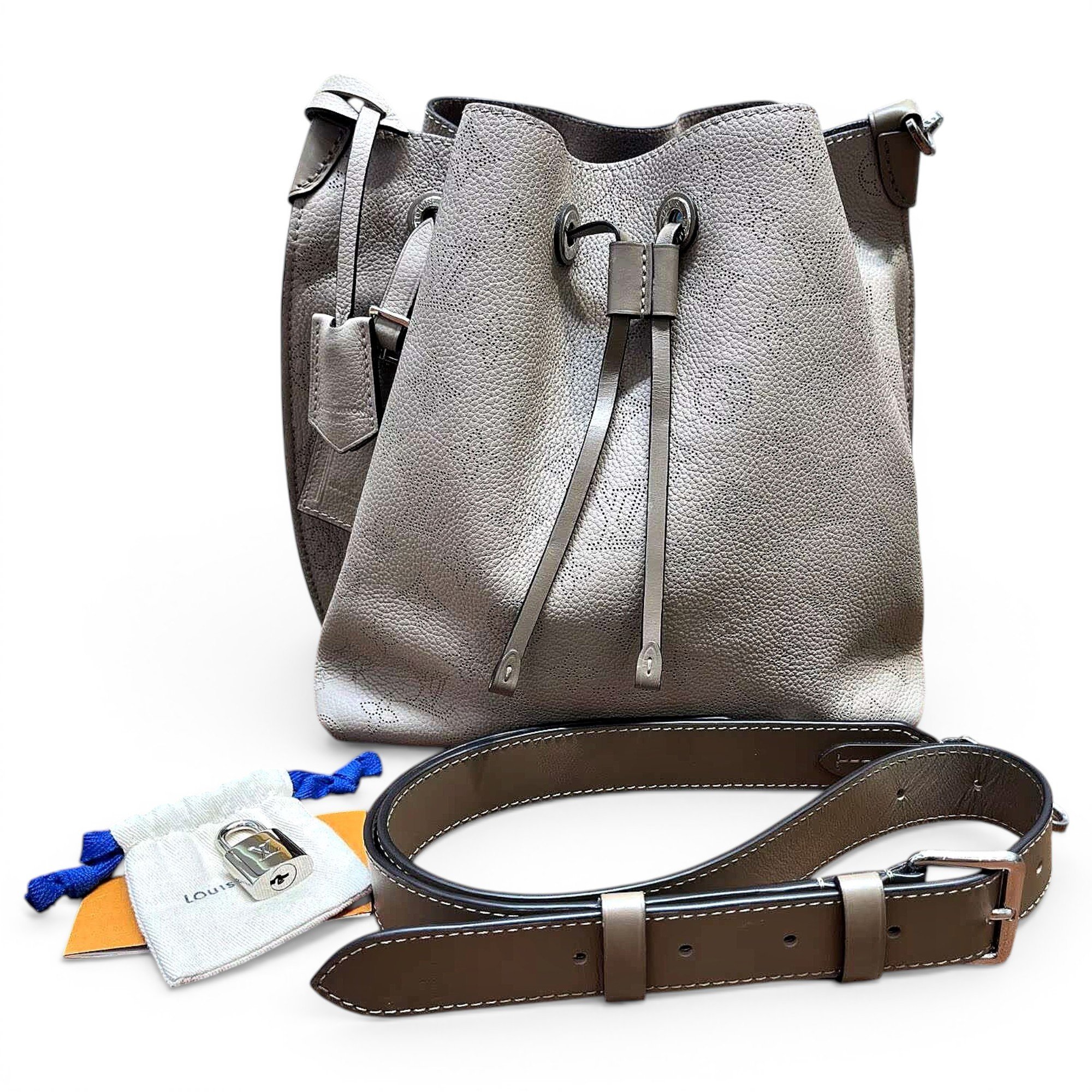 Muria leather handbag