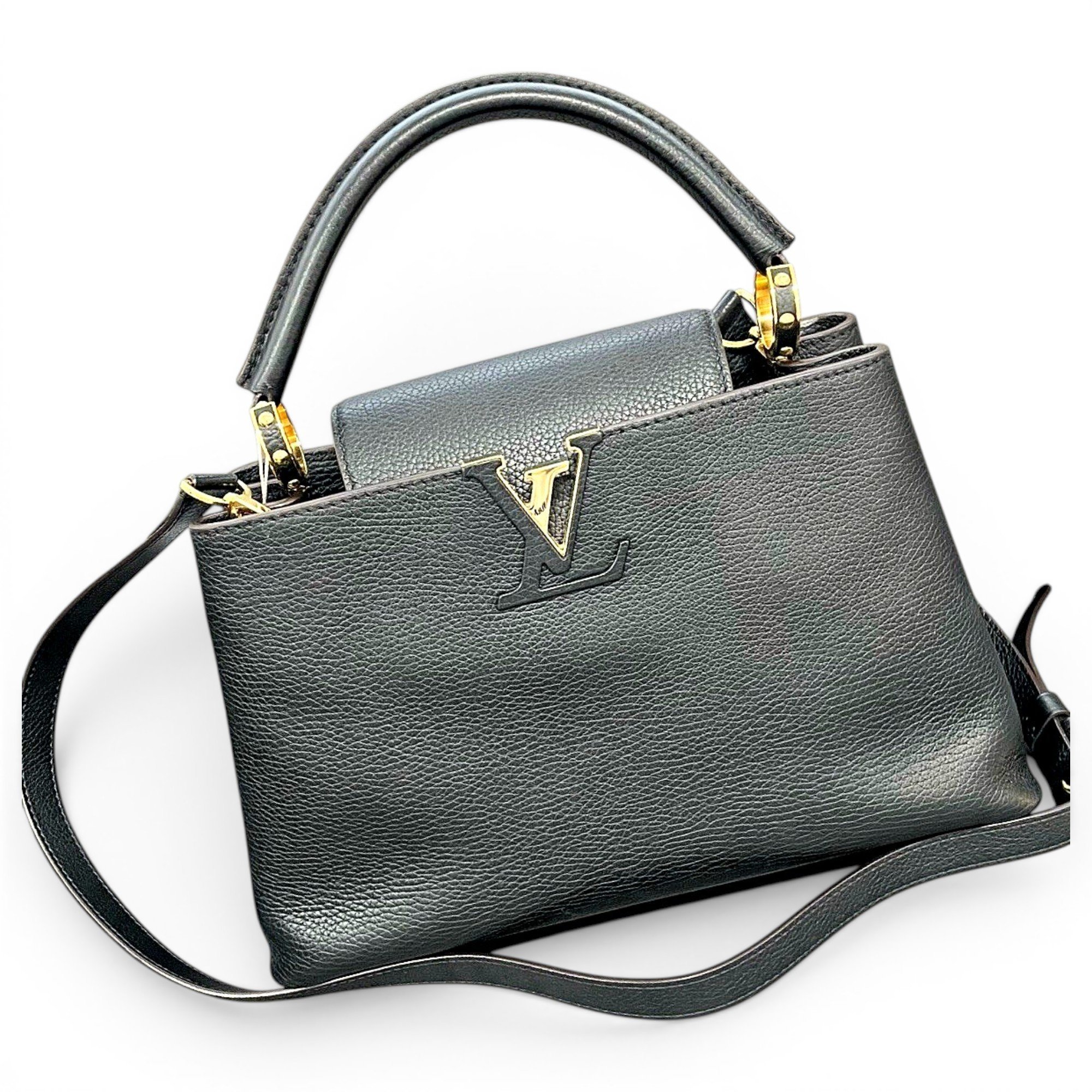 Capucines leather handbag