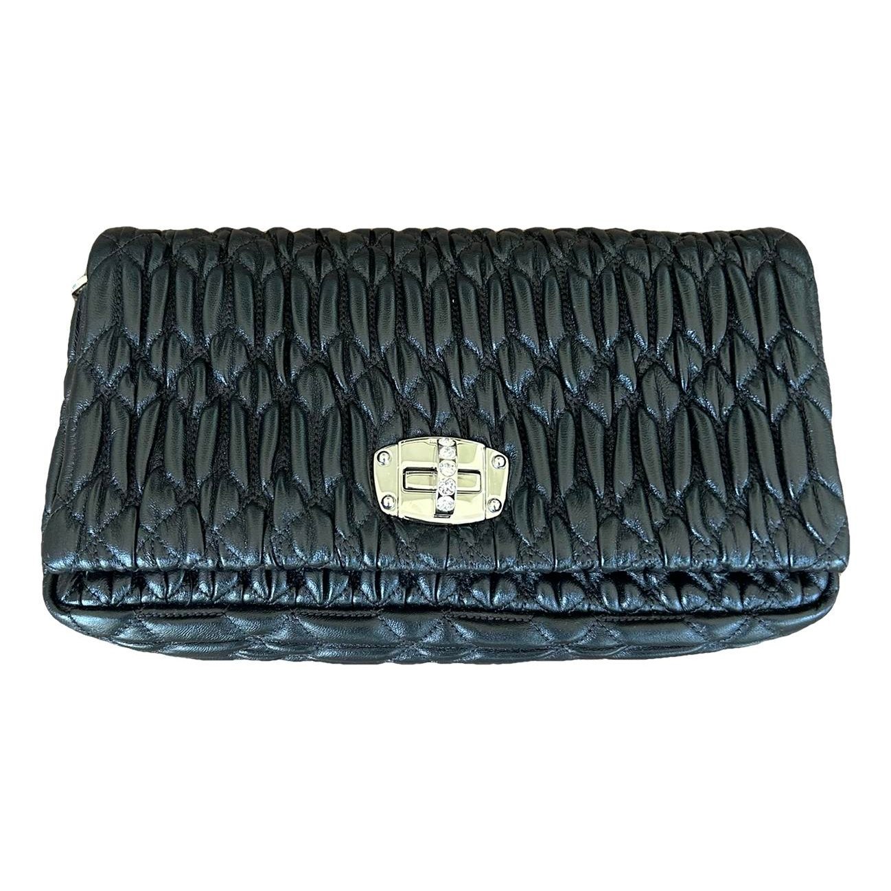 Matelassé leather handbag