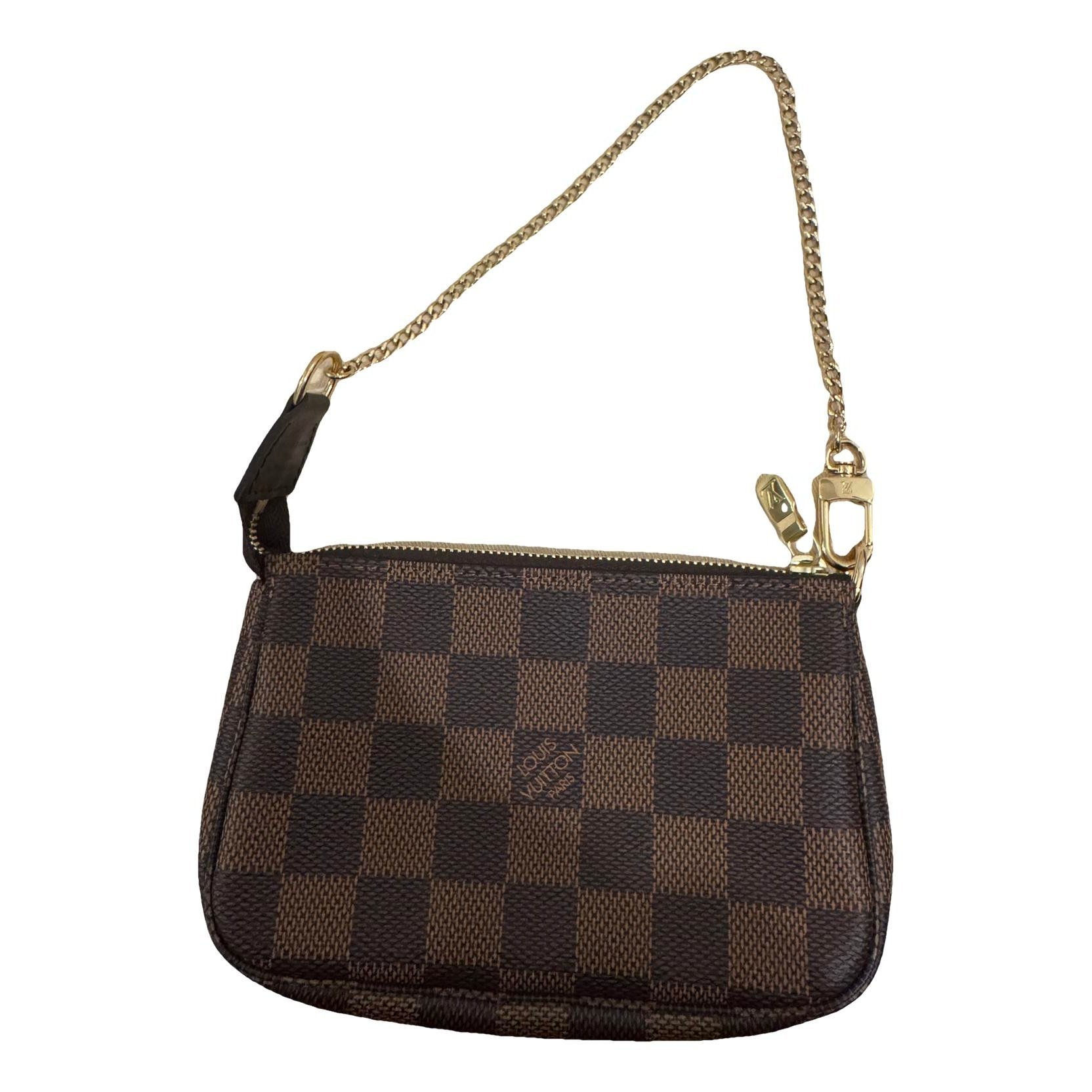 Pochette Accessoire leather handbag