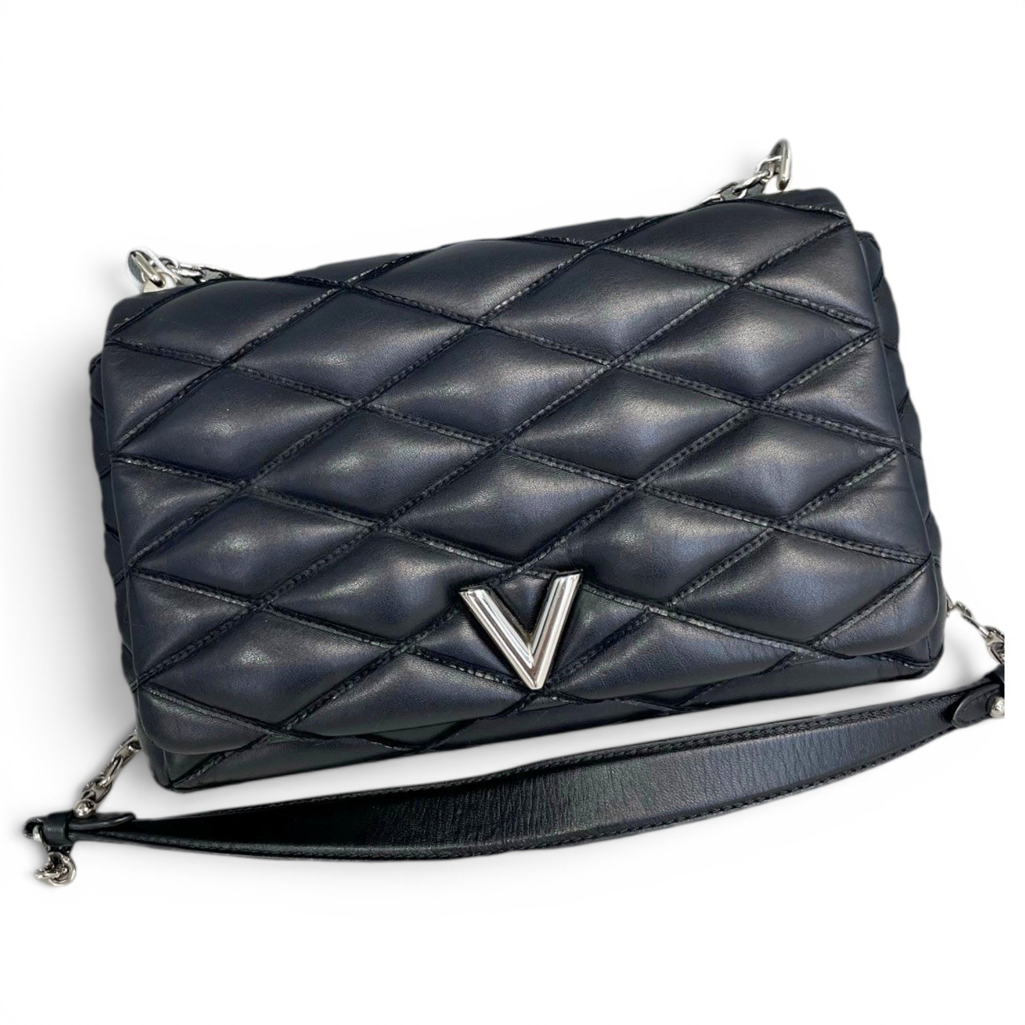 Twist leather handbag
