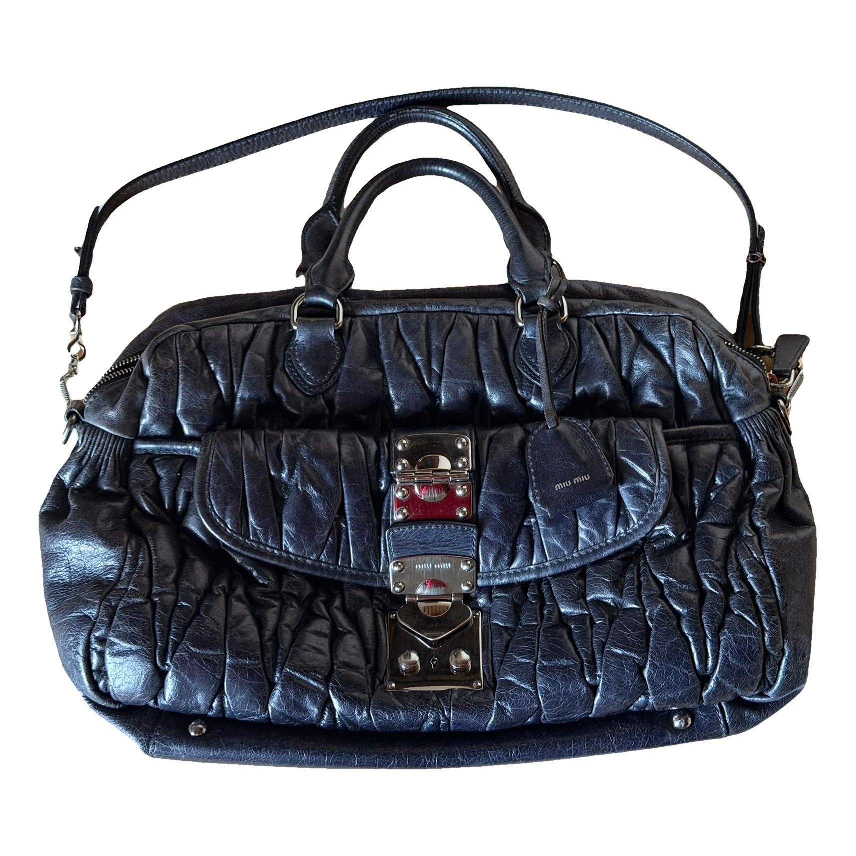 Matelassé leather handbag