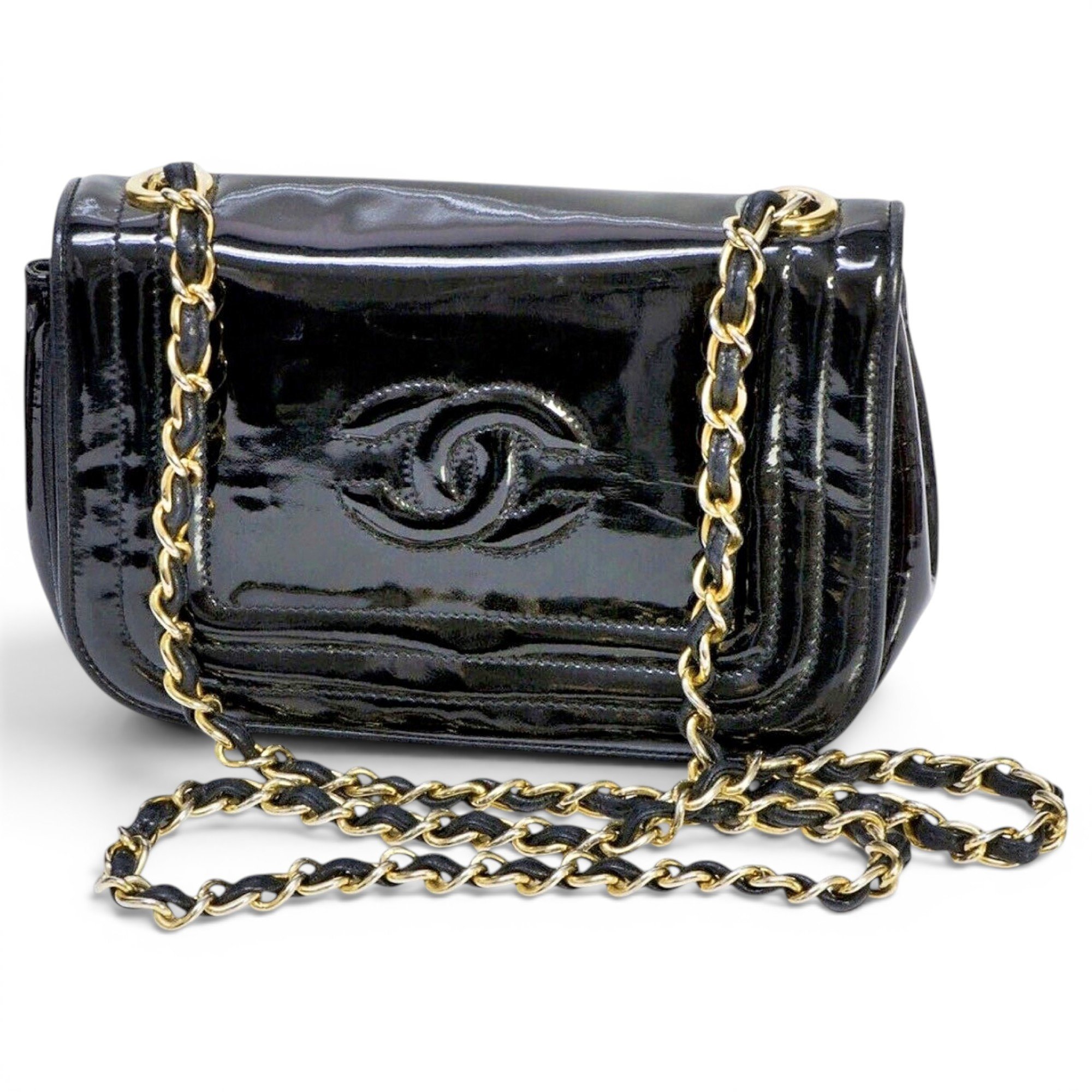 Coco Curve patent leather crossbody bag