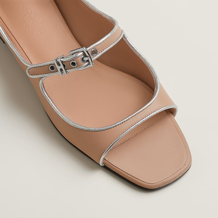 Kristen Sandal
