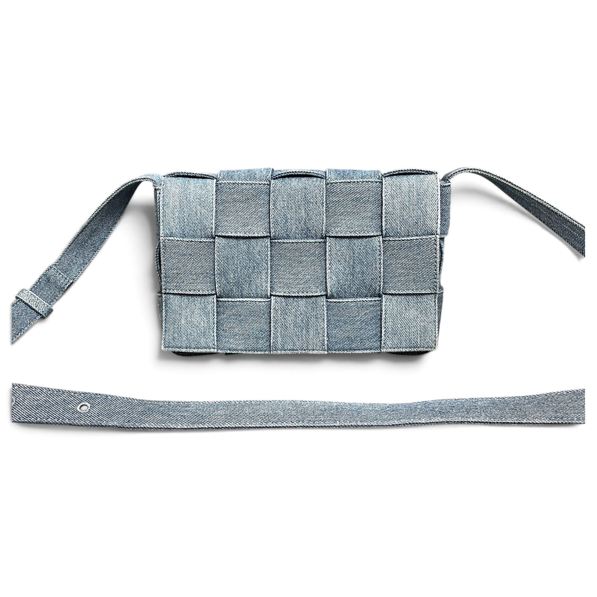 Cassette crossbody bag