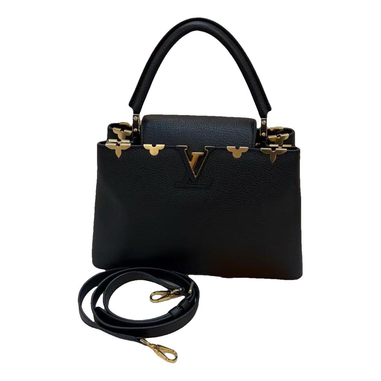 Capucines leather handbag