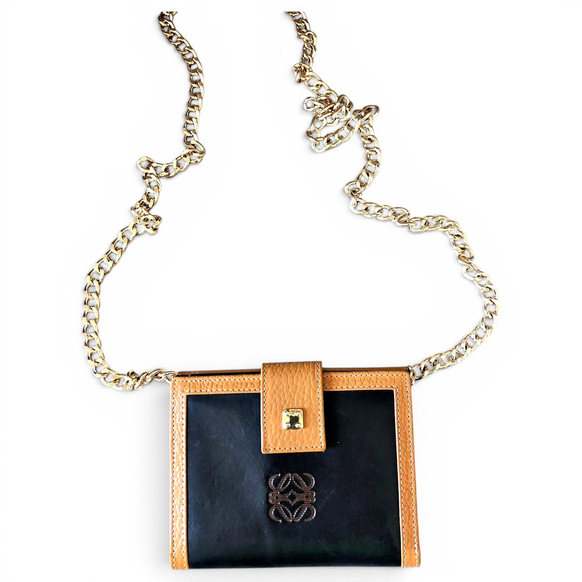 Amazona leather handbag