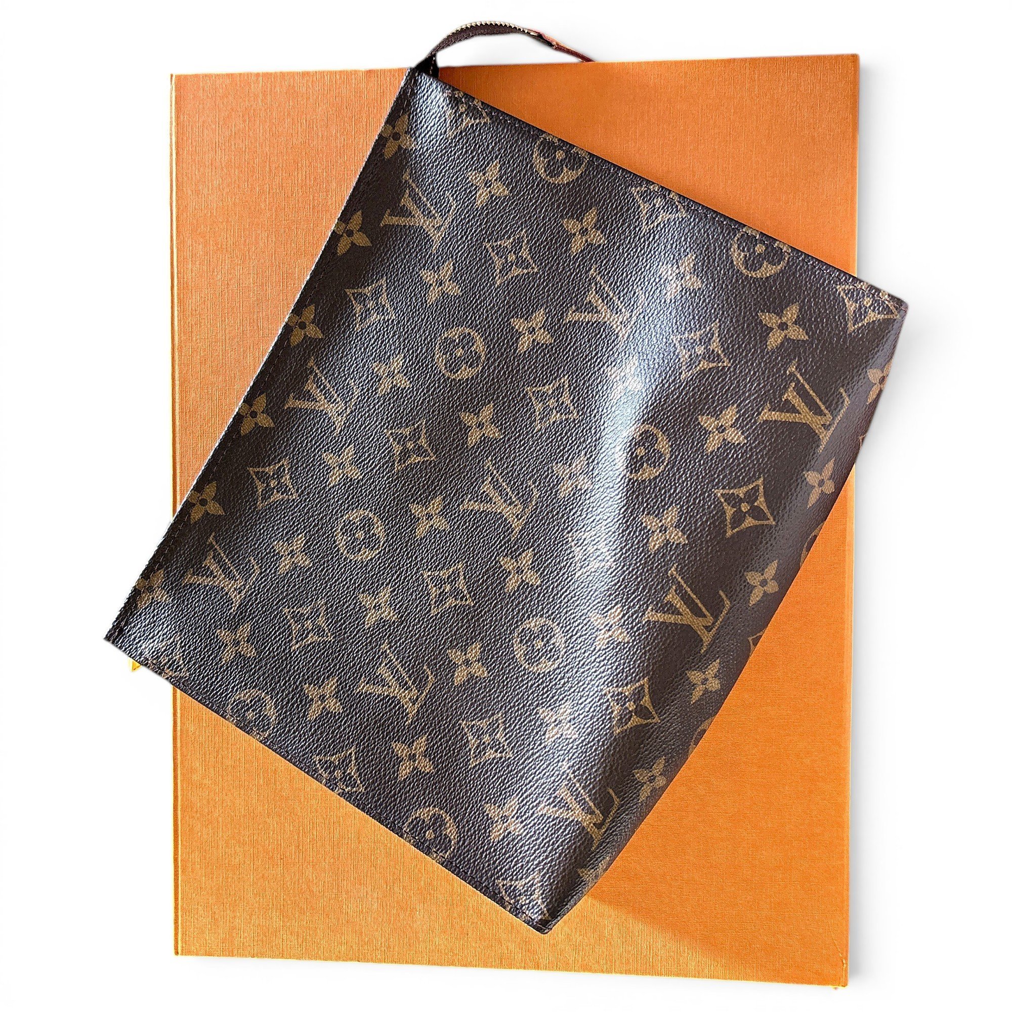 Leather clutch bag
