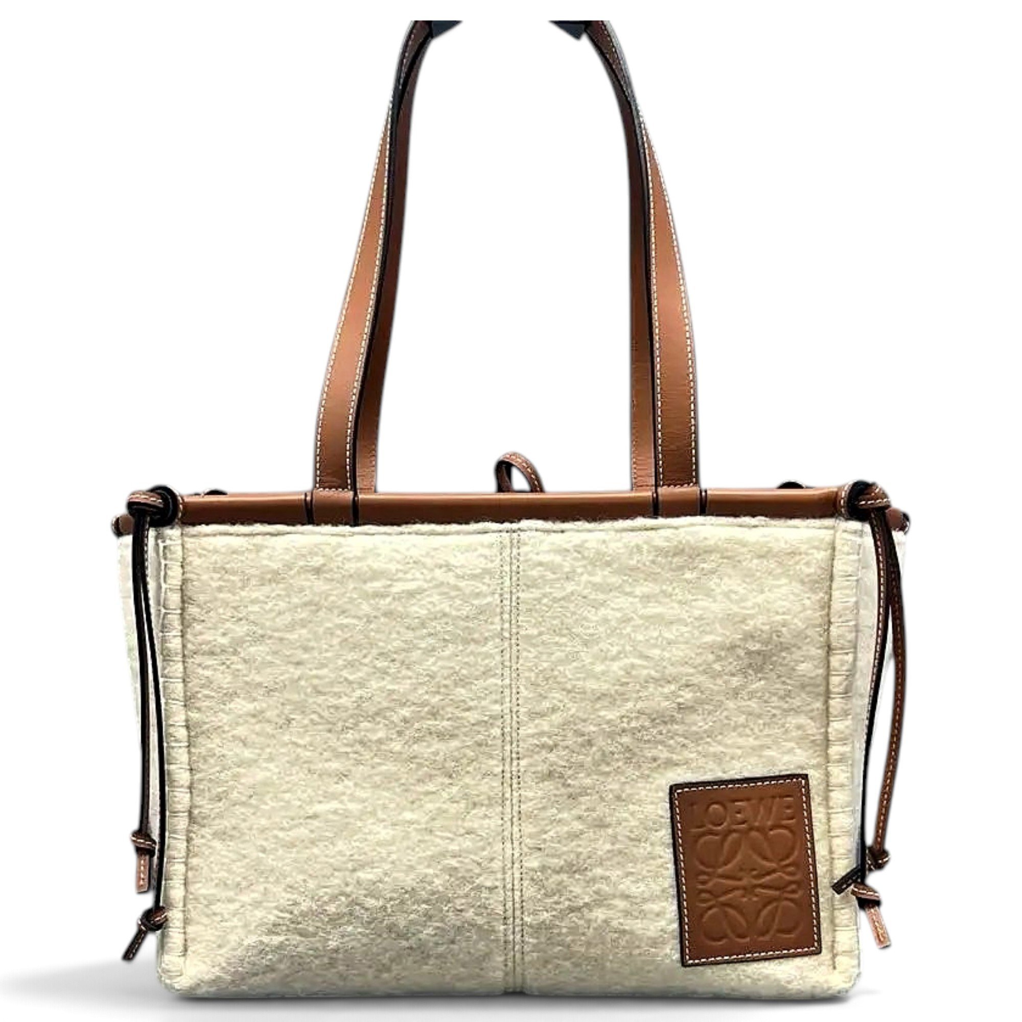 Cushion wool handbag
