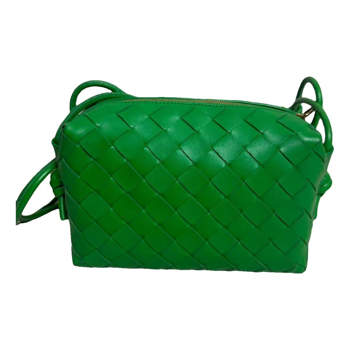 Loop leather handbag