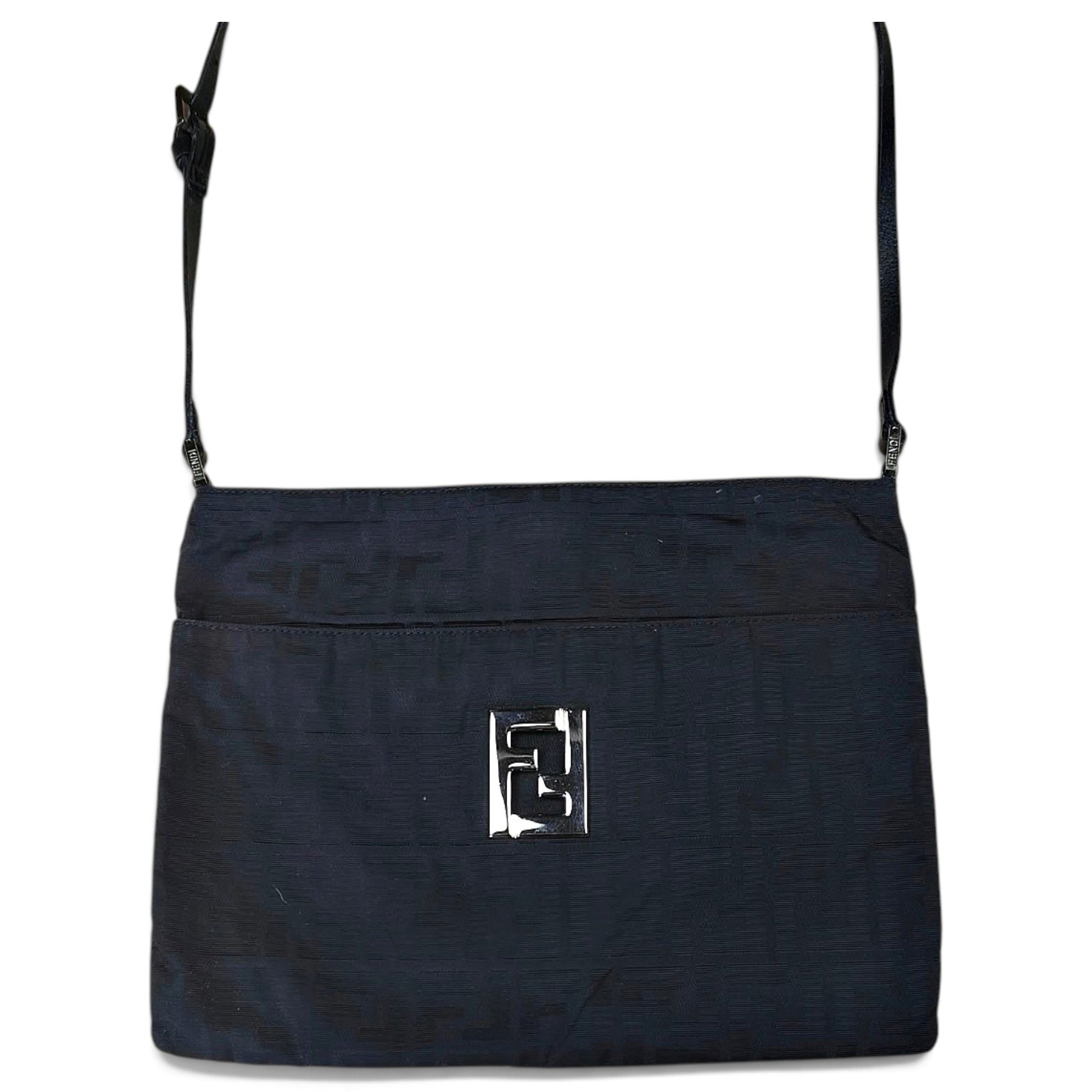 Baguette cloth handbag