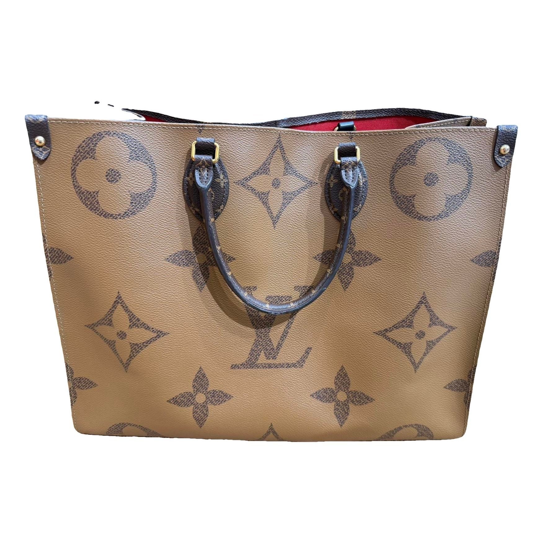 Onthego leather tote