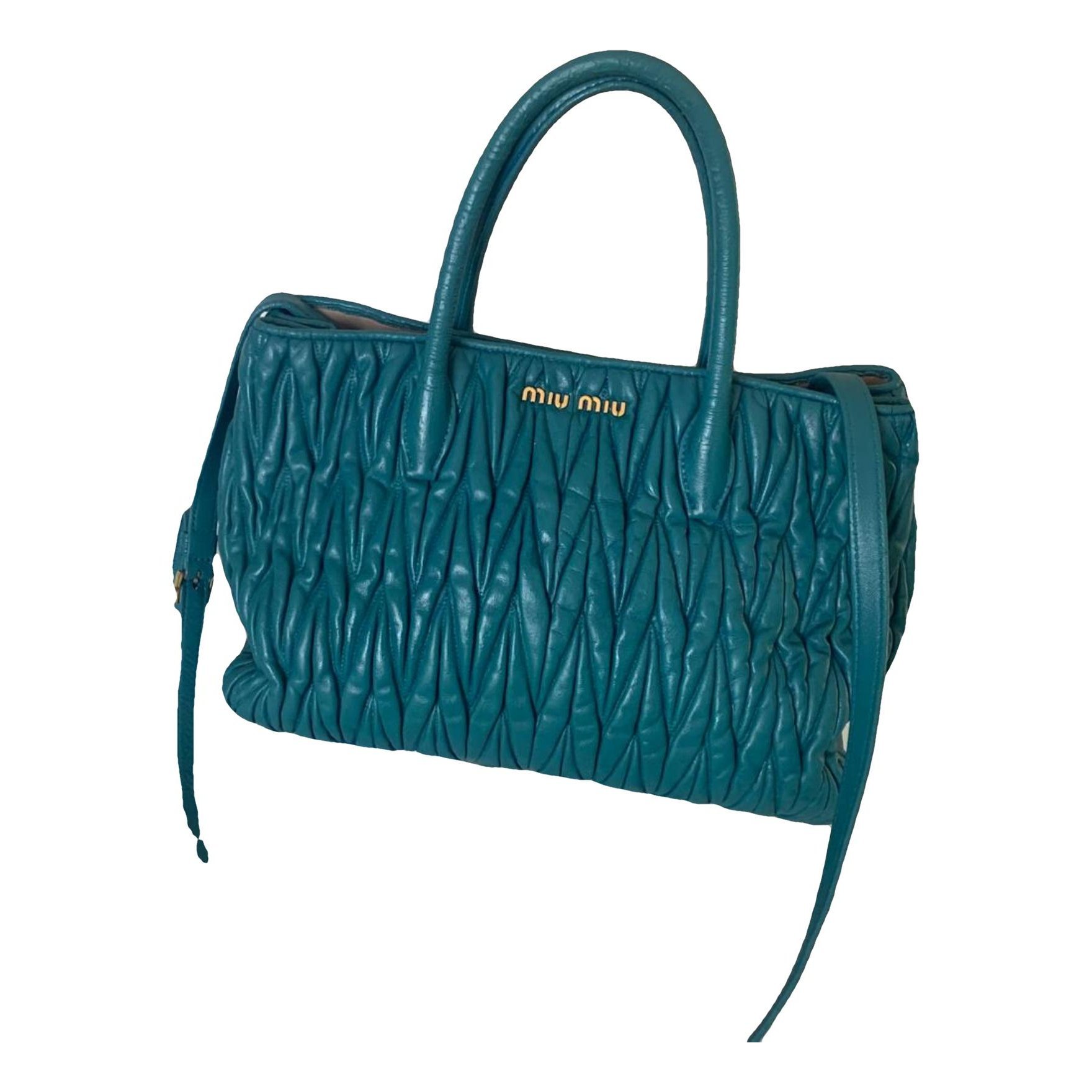 Matelassé leather crossbody bag