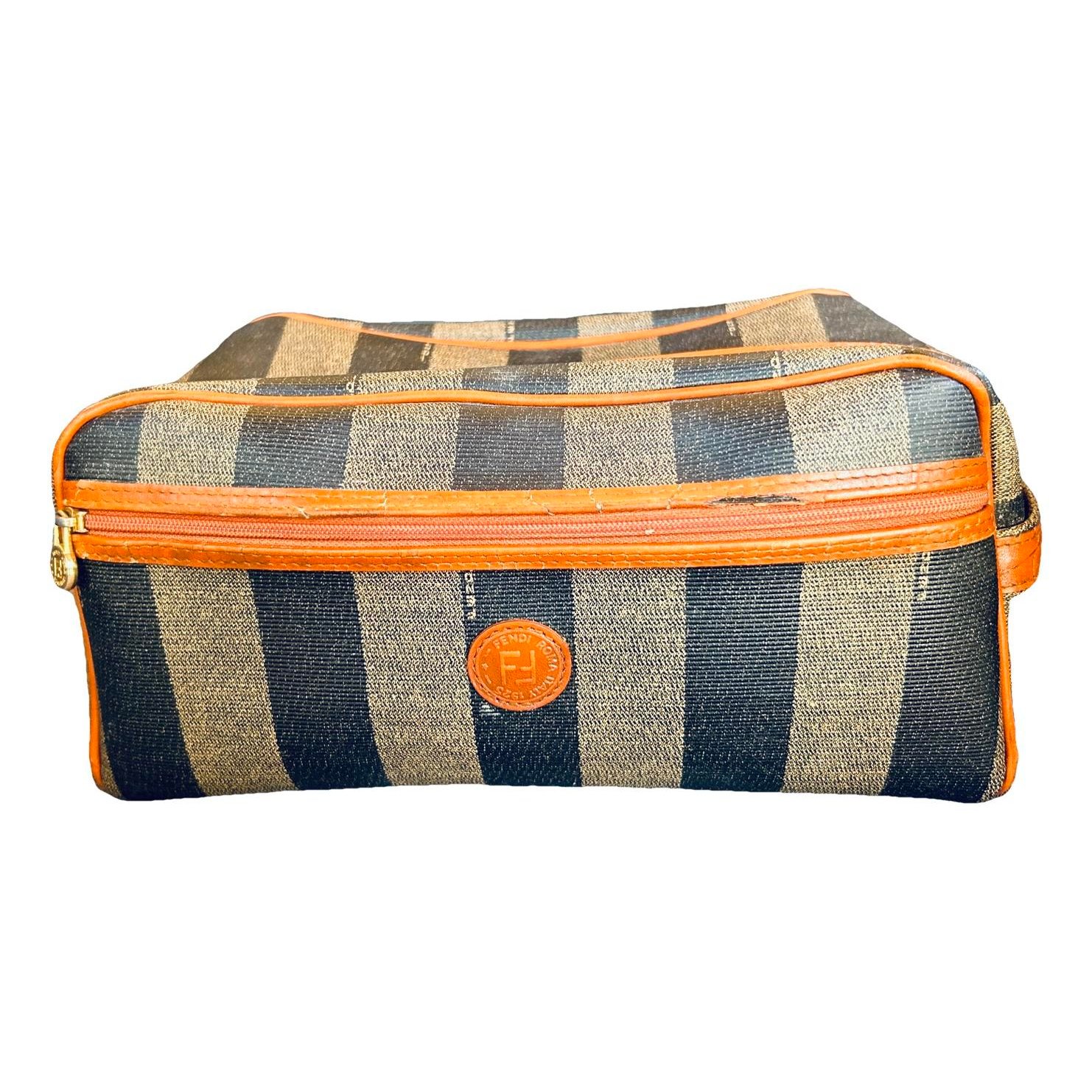 Leather vanity case