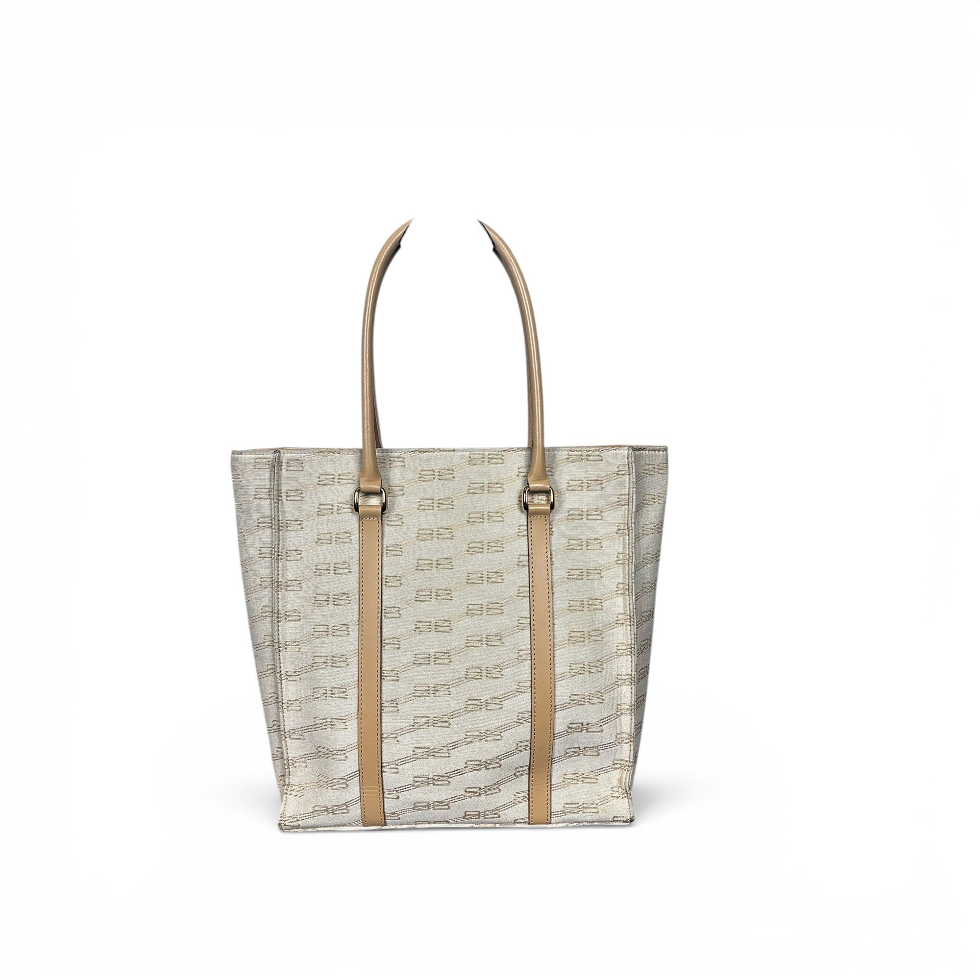 Leather tote