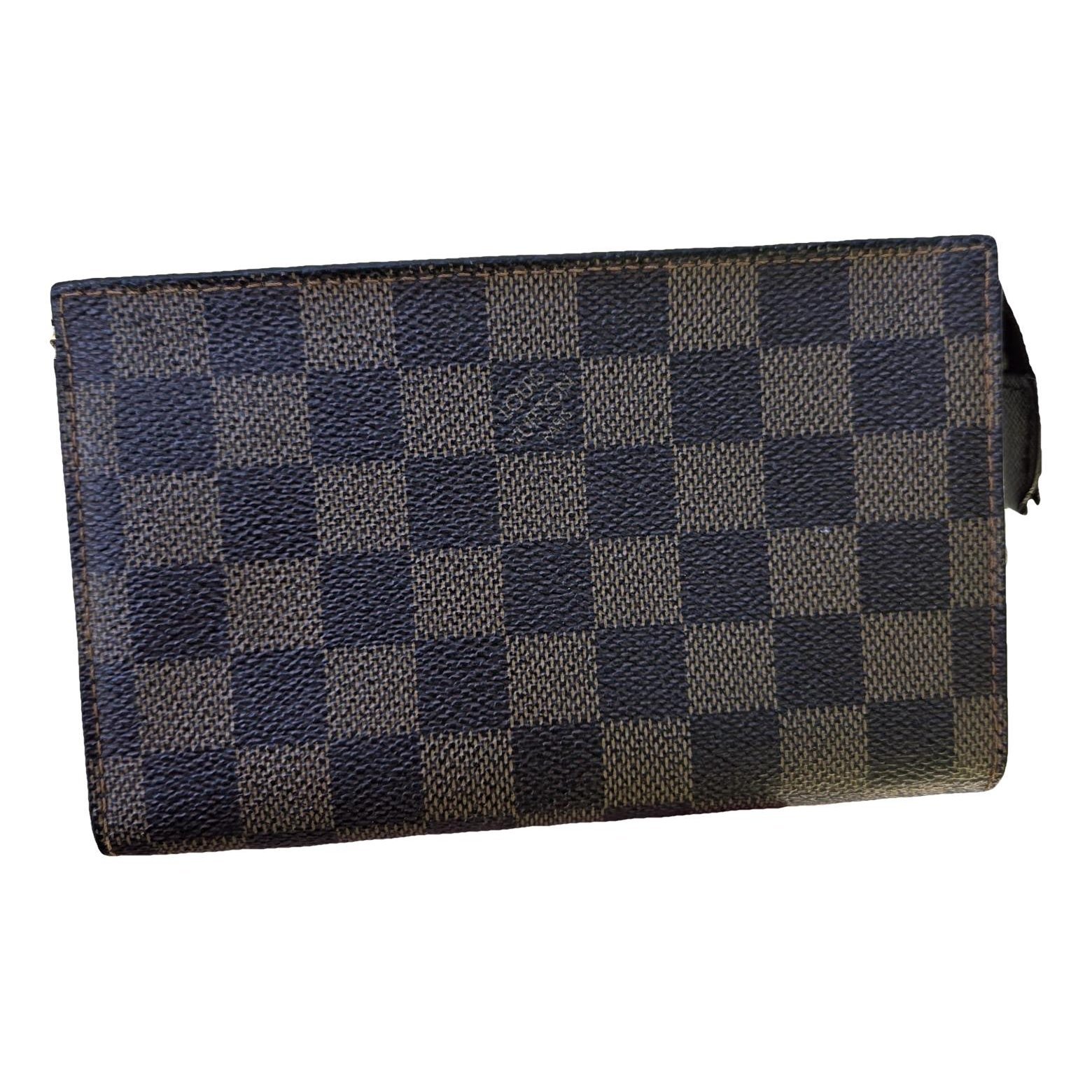 Leather clutch bag