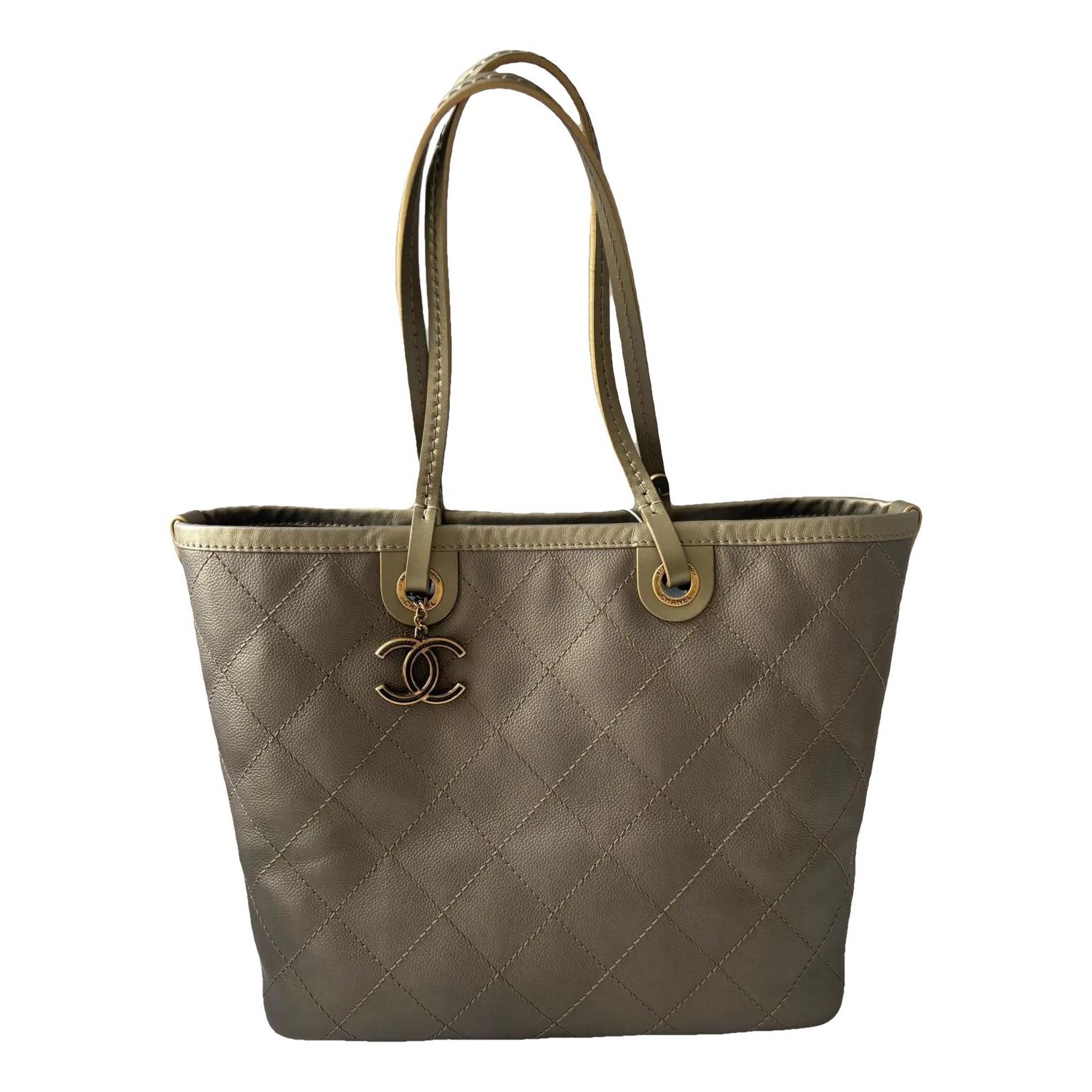 Leather tote