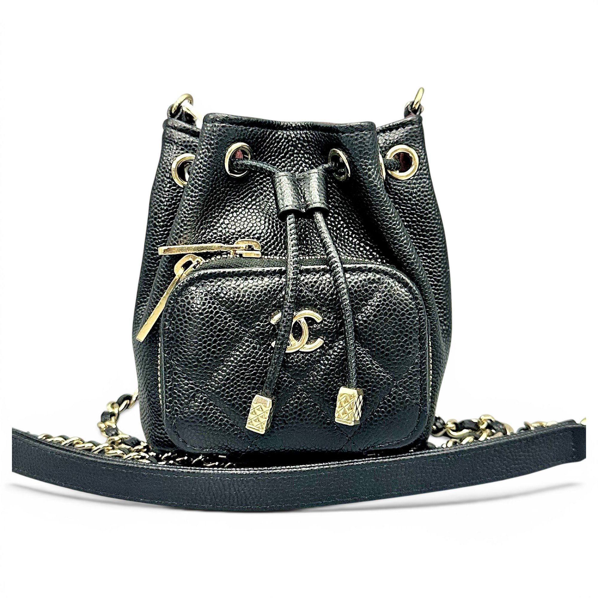 Gabrielle Bucket leather bag