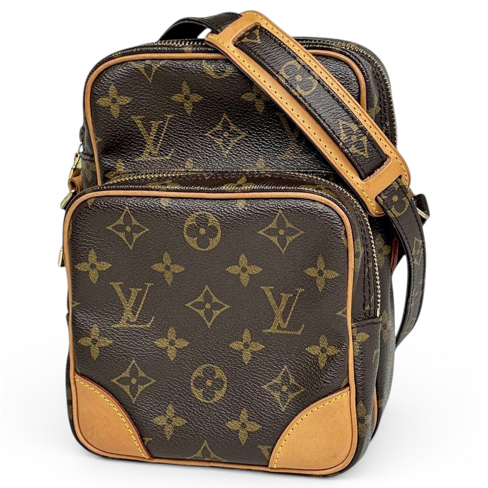 Amazon leather handbag
